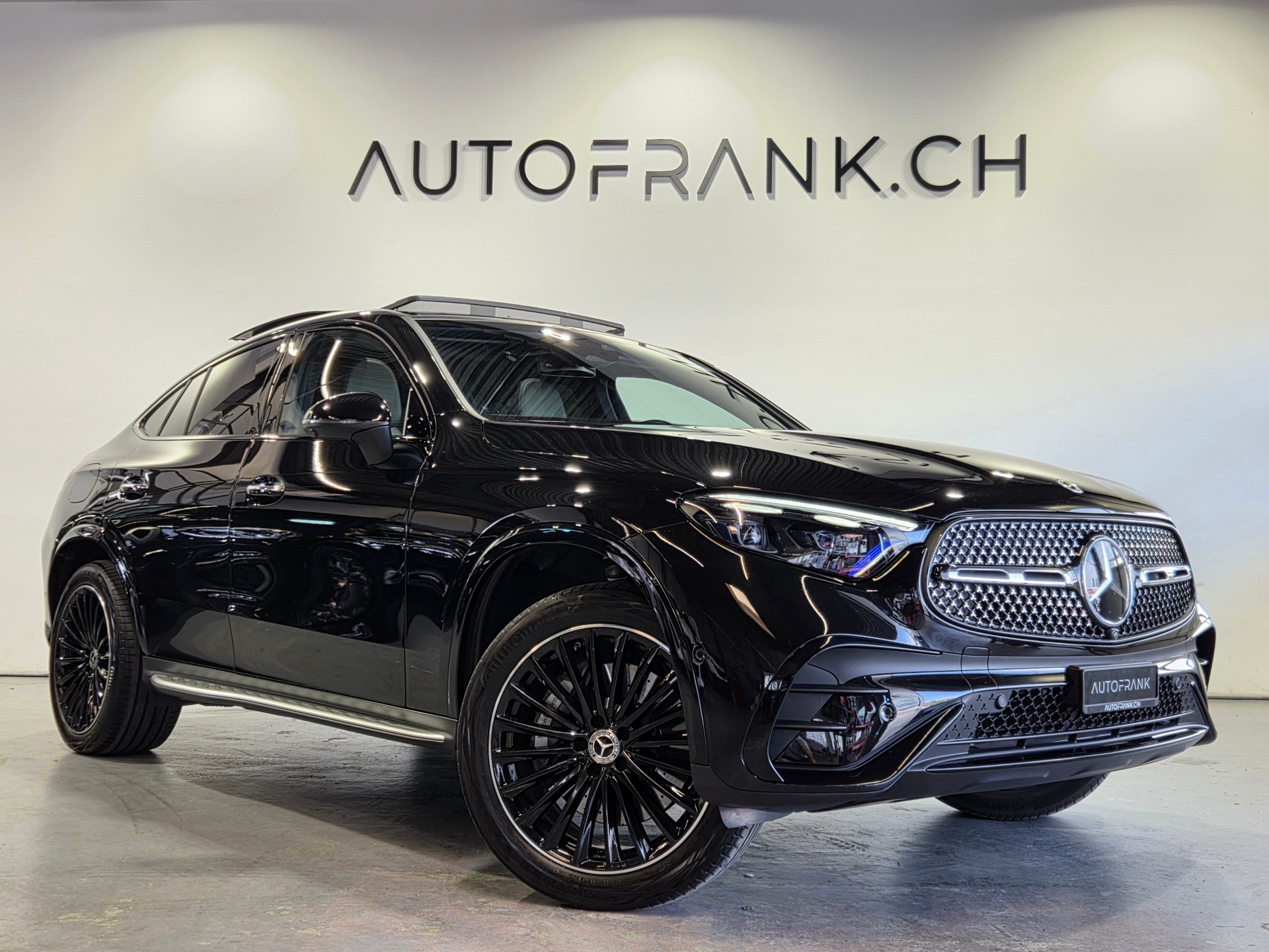 MERCEDES-BENZ GLC 400 e AMG Line 4matic Coupé-showroom-element-3