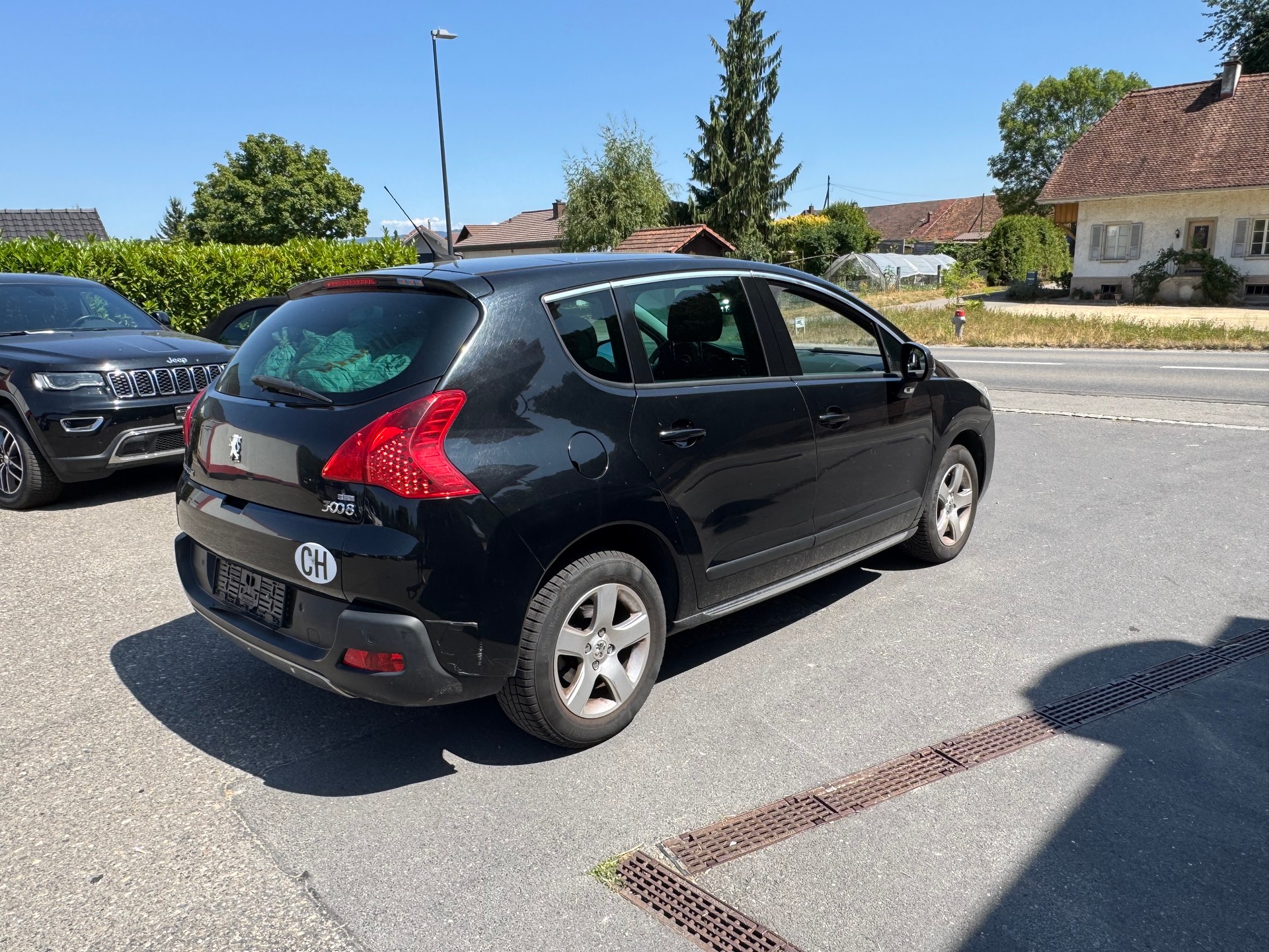 PEUGEOT 3008 1.6 HDI Sport Pack EGS6-image-2