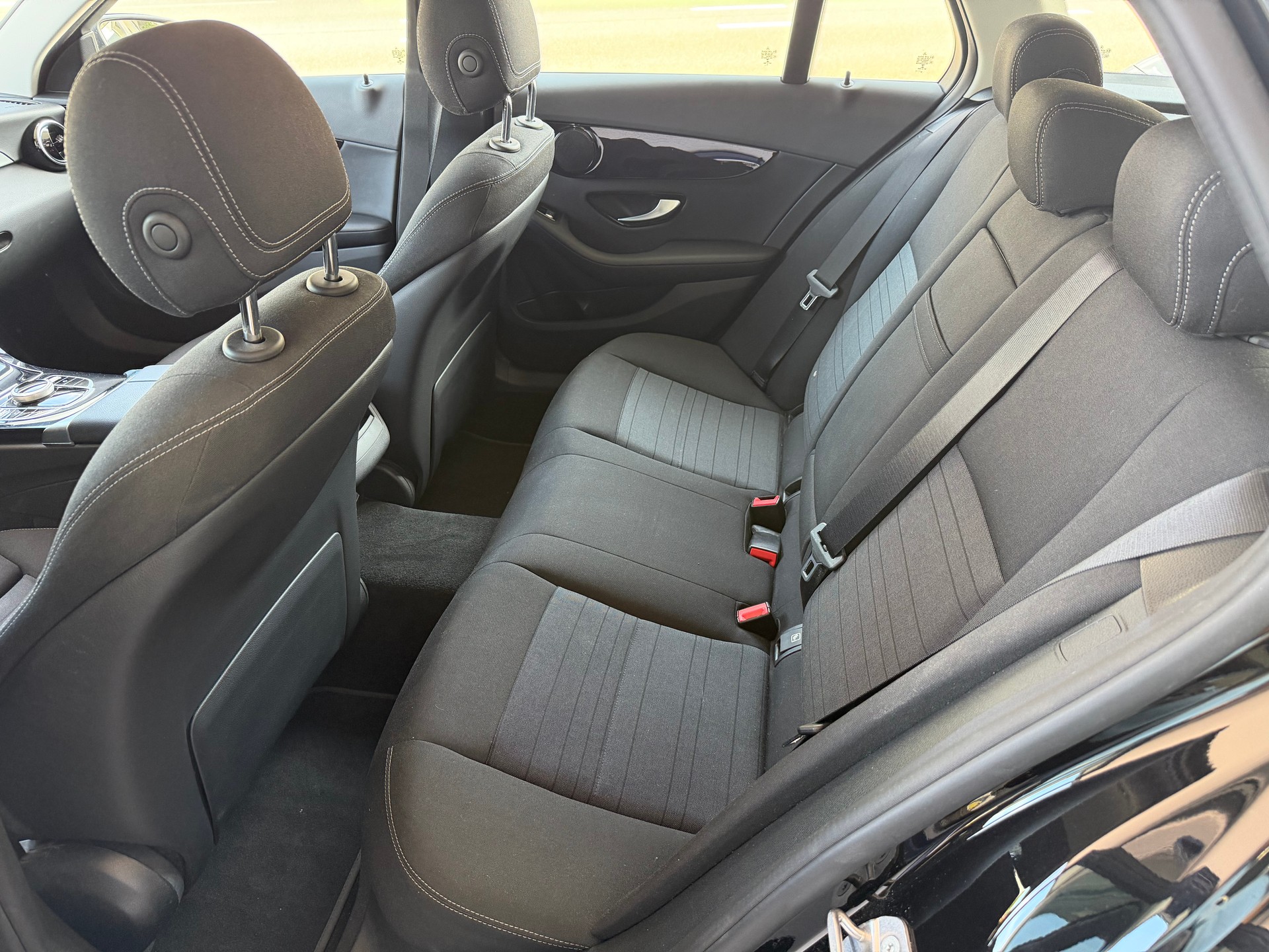 MERCEDES-BENZ C 250 d 4Matic 9G-Tronic-image-8