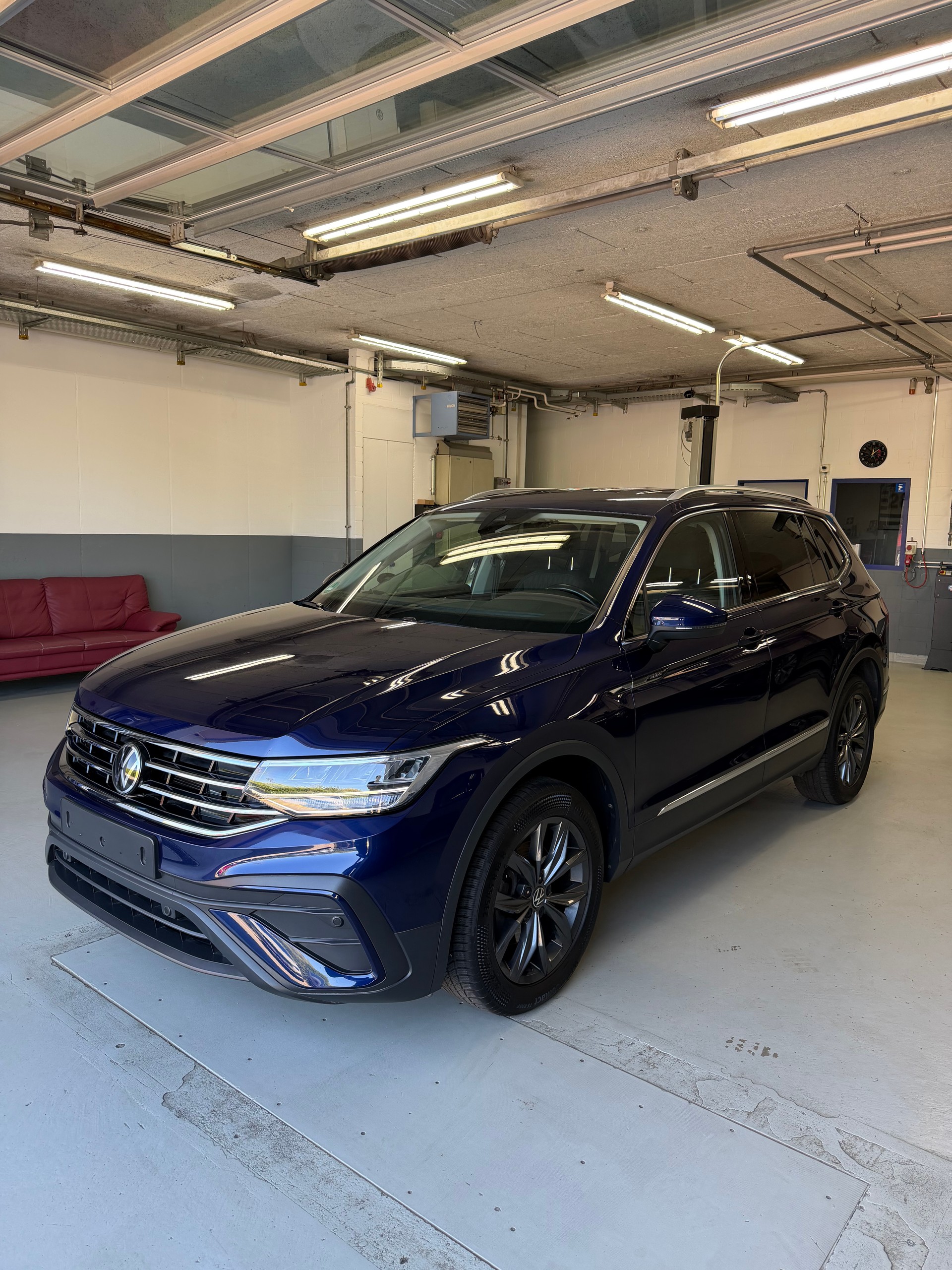VW Tiguan Allspace 1.5 TSI Life DSG-image-1