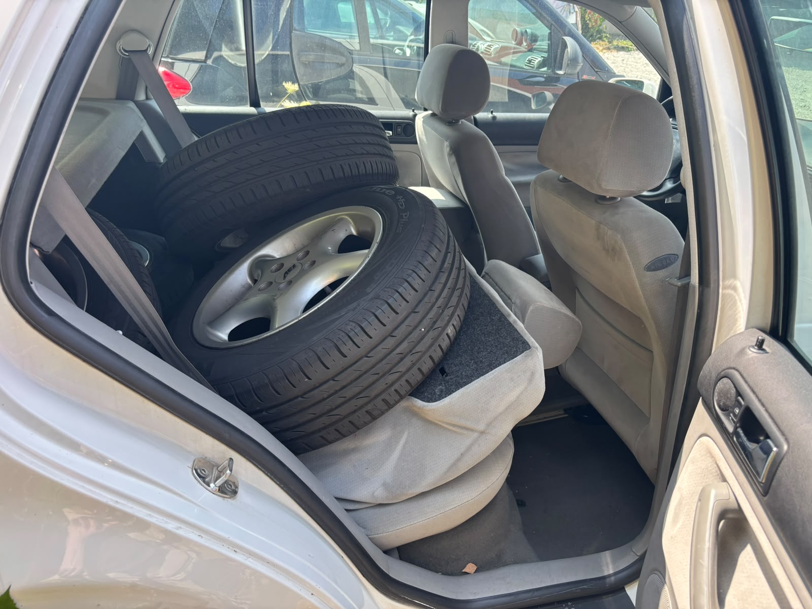 VW Golf 2.0 Comfortline-image-3