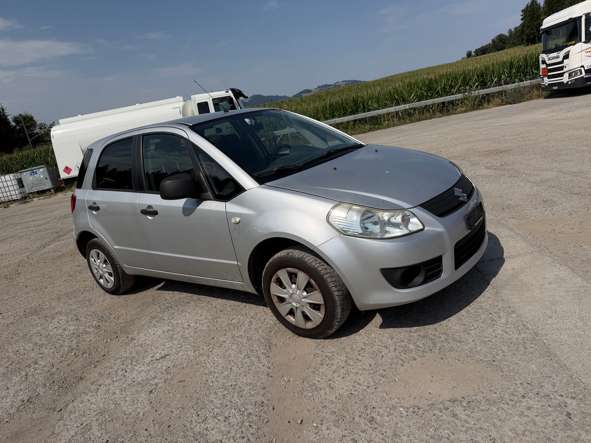 SUZUKI SX4-image-2
