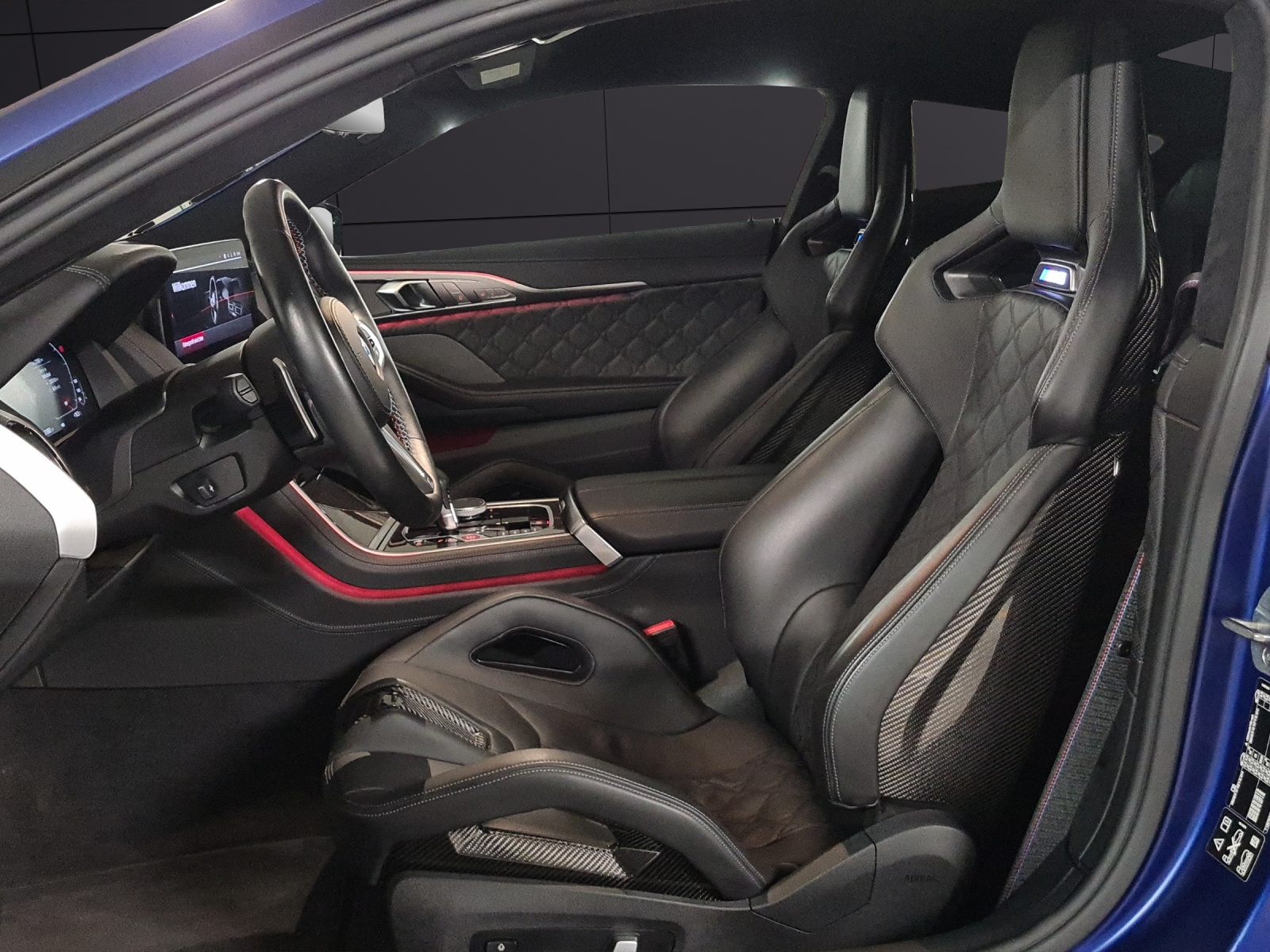 BMW M8 xDrive M Competition Steptronic-image-7