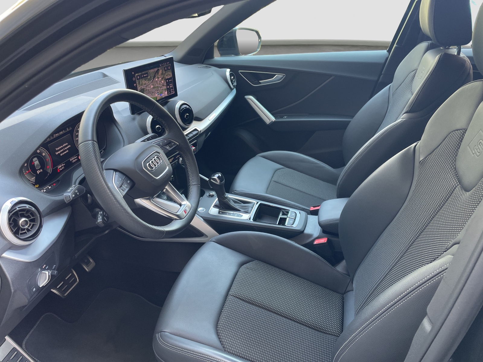 AUDI Q2 35 TFSI advanced S-tronic-image-7