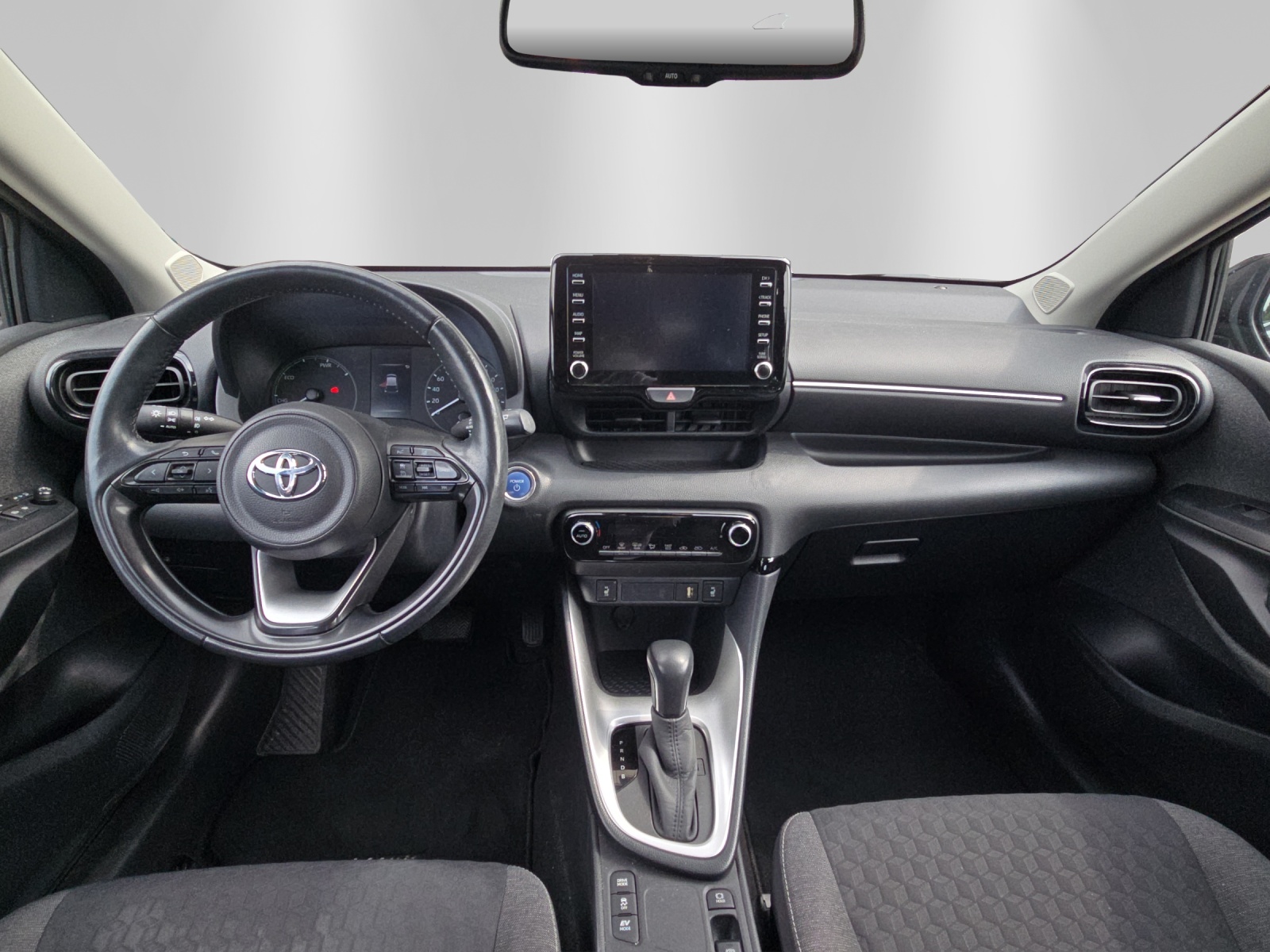 TOYOTA Yaris 1.5 VVT-i HSD Trend-image-9