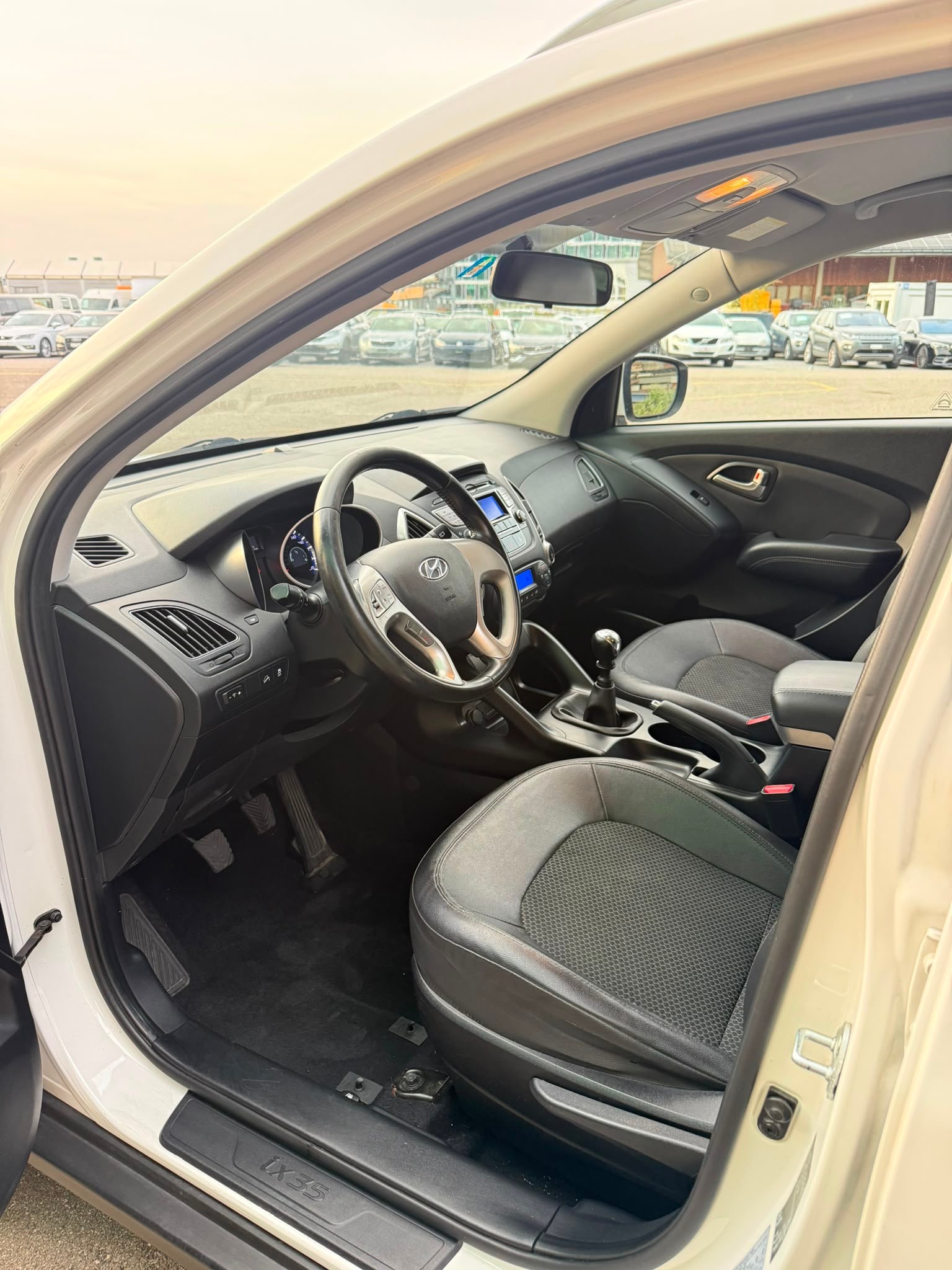 HYUNDAI iX 35 1.6 GDI Comfort 2WD-image-6