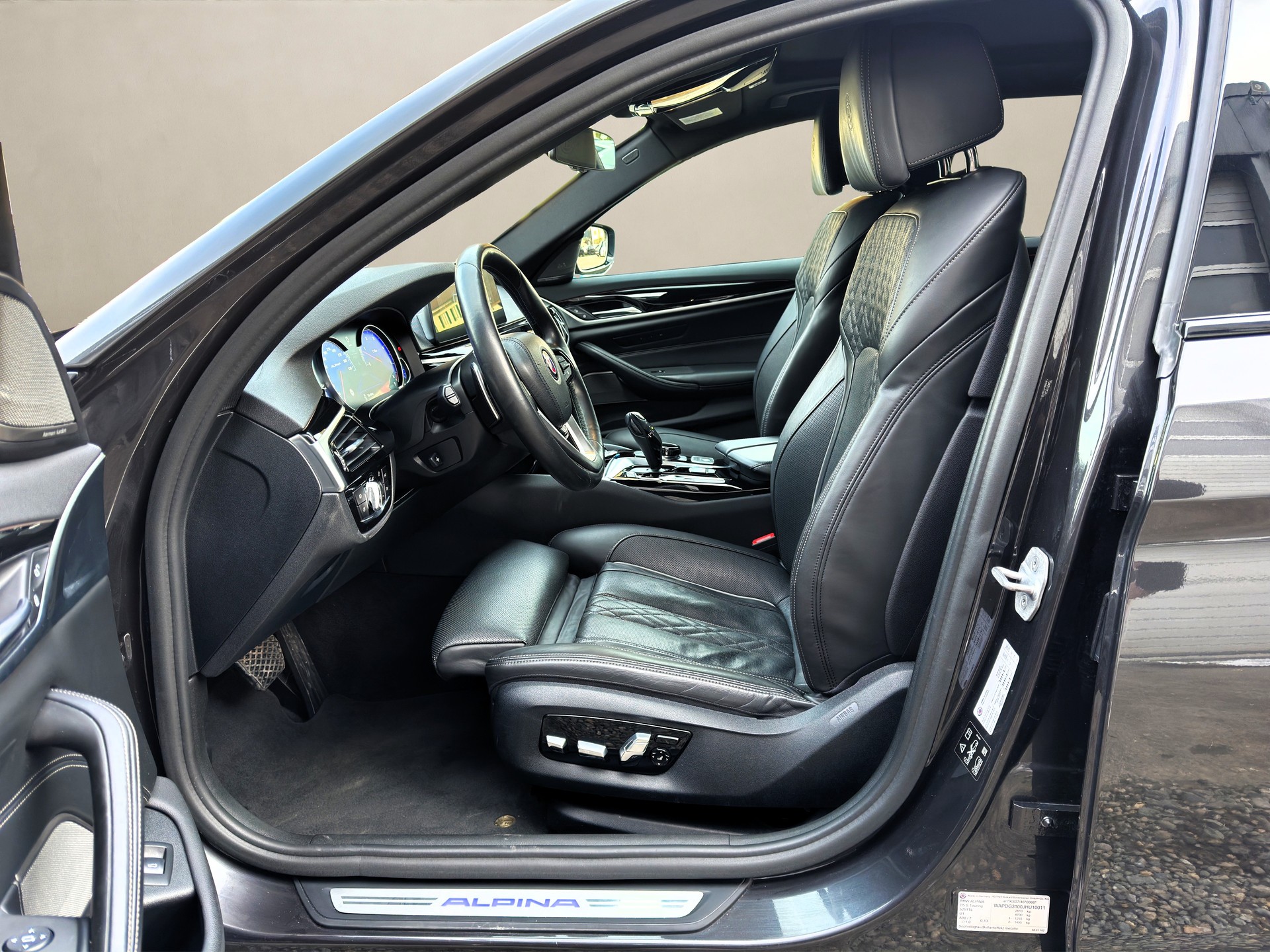 BMW-ALPINA D5 S❗BiTurbo Touring 3.0d❗xDrive Switch-Tronic ✅CH-Fahrzeug & 8-fach bereift✅-image-8
