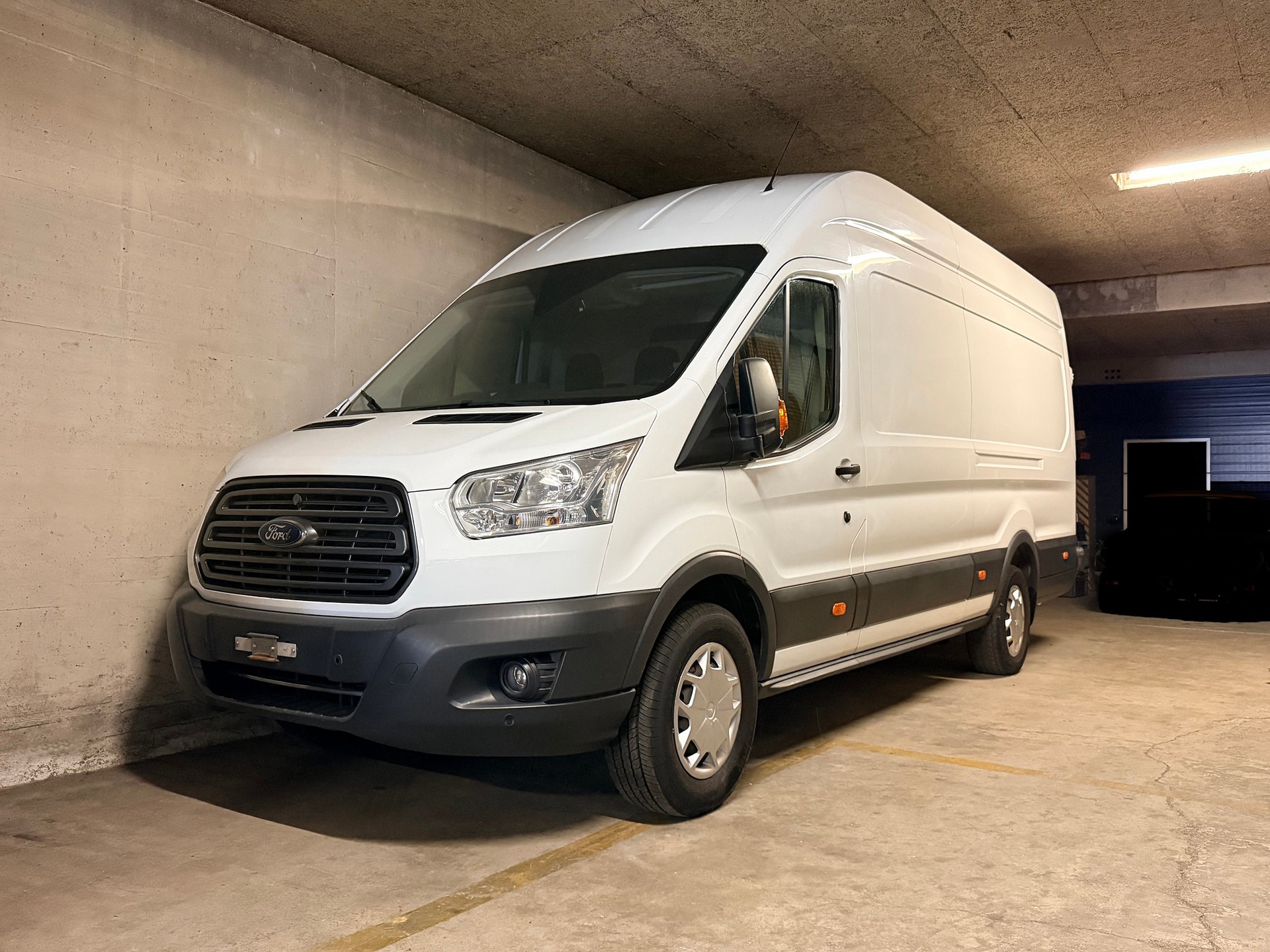 FORD Transit Van 350 L4 Trend 2.0 TDCi 130 RWD-image-7
