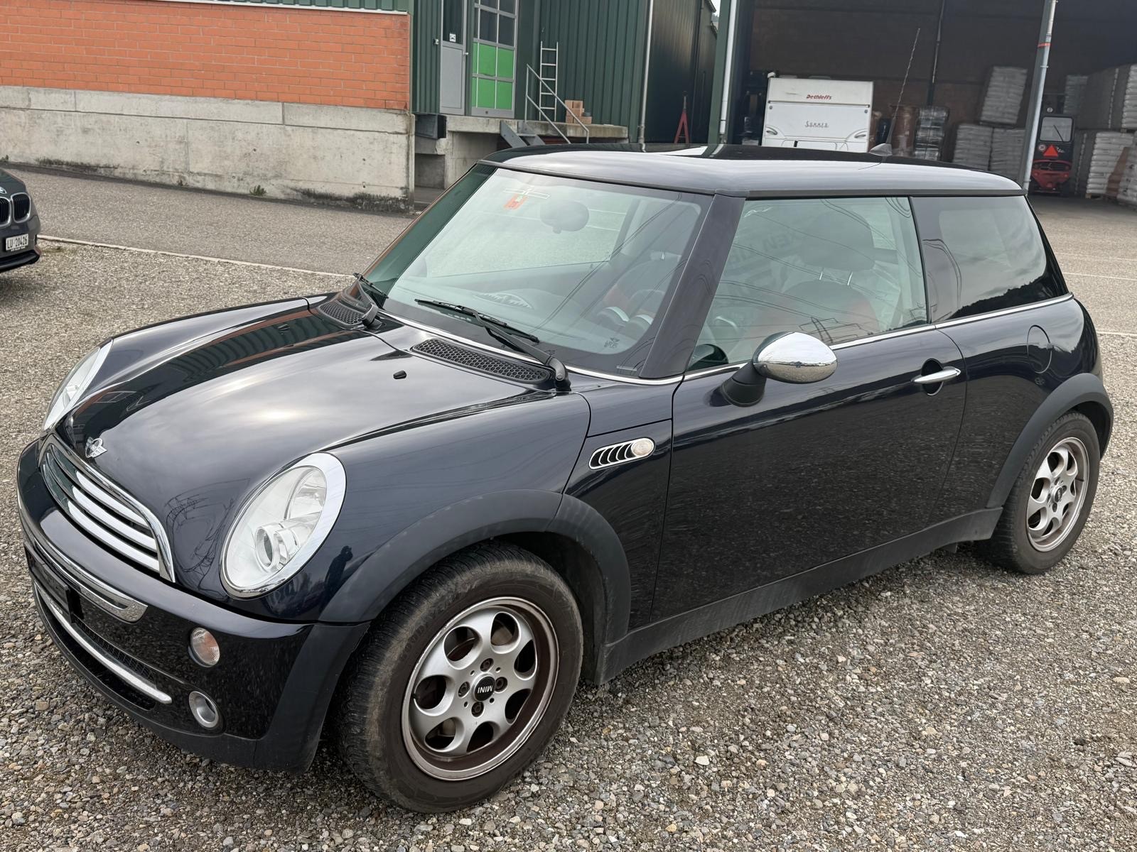 MINI One-image-1