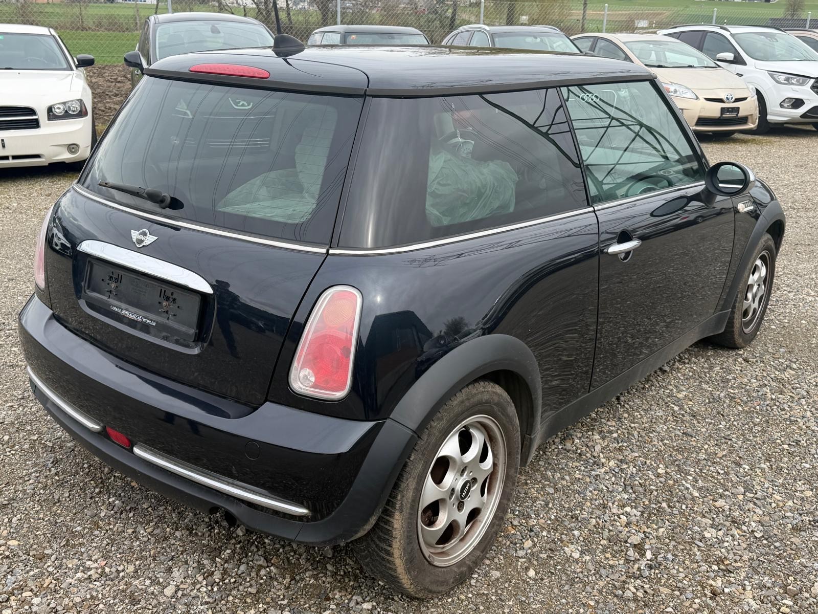 MINI One-image-10