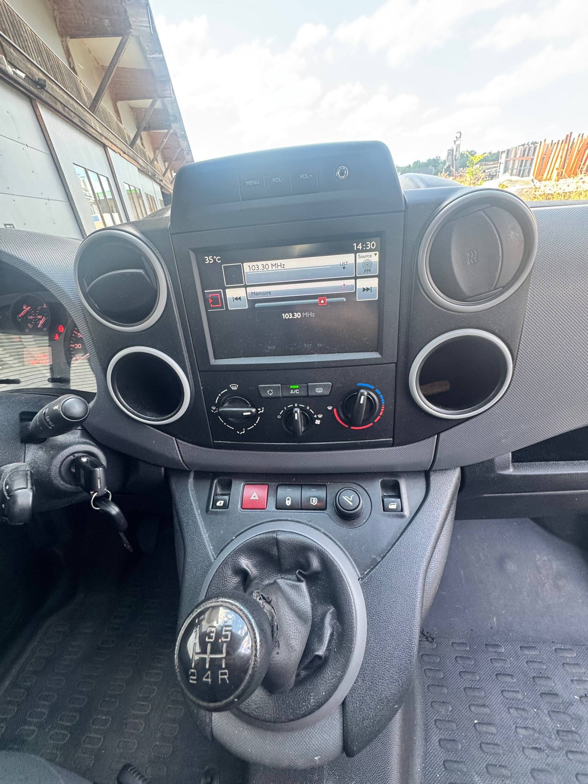 CITROEN Berlingo 1.6 BlueHDi 100 S&S Komfort-image-7
