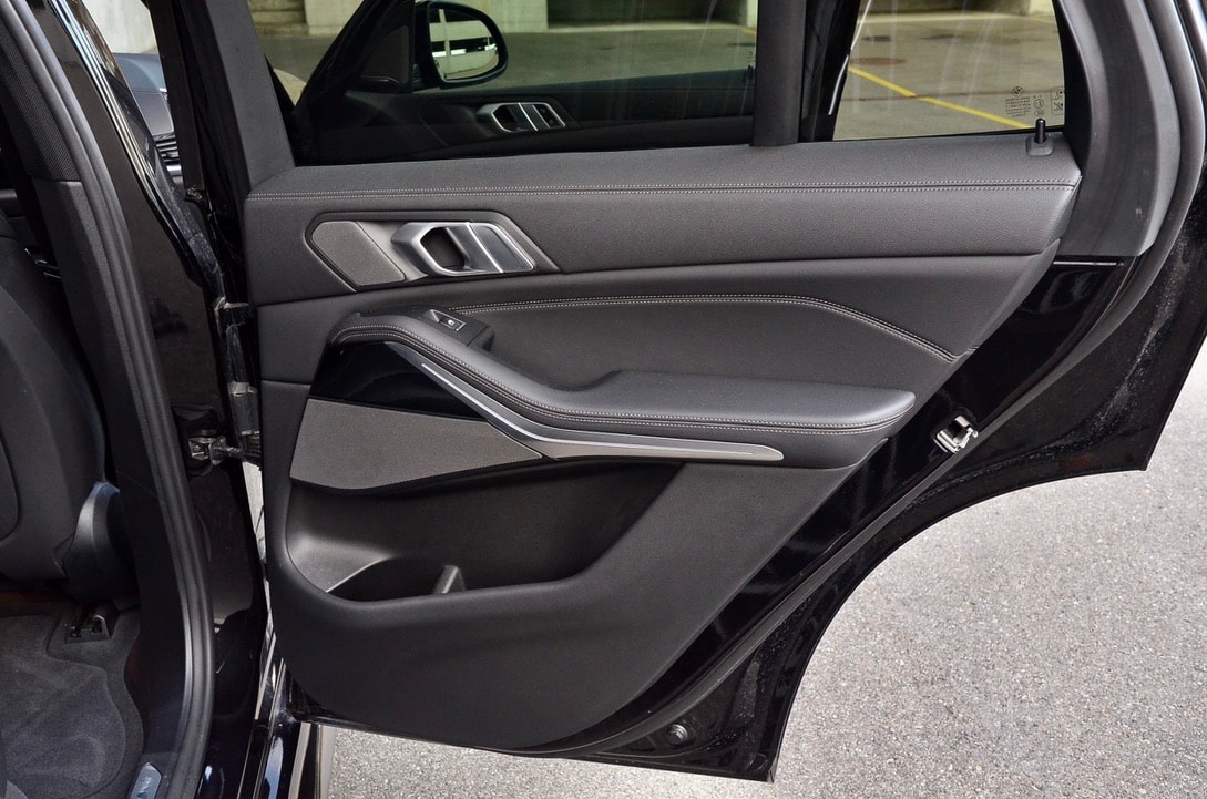 BMW X5 xDrive M50d Steptronic-image-13