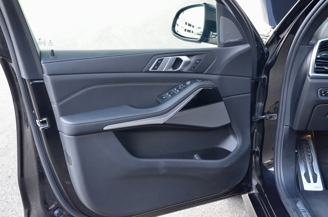 BMW X5 xDrive M50d Steptronic-image-14