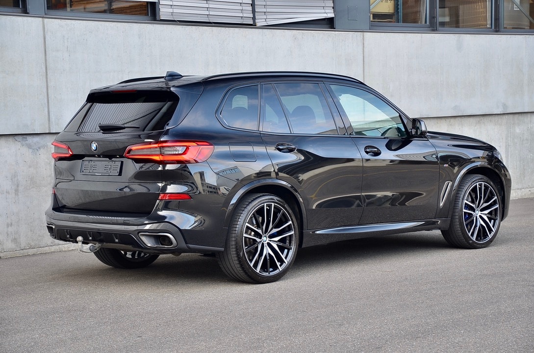 BMW X5 xDrive M50d Steptronic-image-17