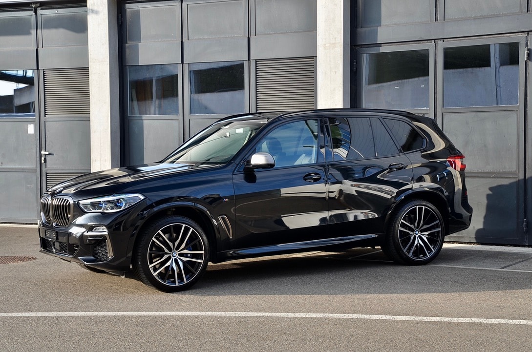 BMW X5 xDrive M50d Steptronic-image-21