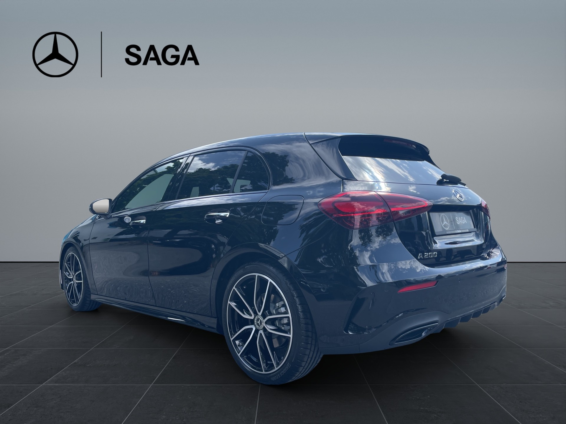 MERCEDES-BENZ A 200 Night Star 7G-DCT-image-3