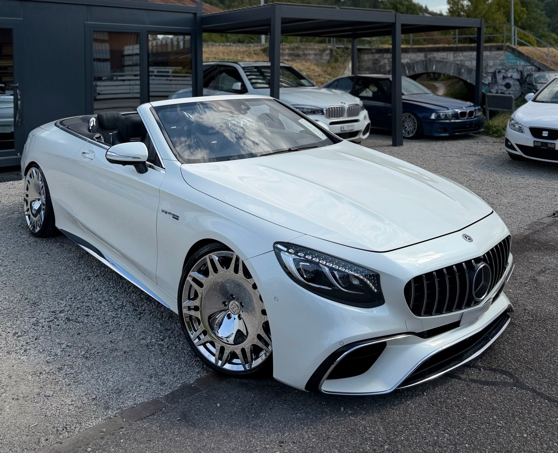 MERCEDES-BENZ S 63 AMG Cabriolet 4Matic Speedshift MCT **Facelift** **Designo diamantweiß ** Vollausstattung**-image-0