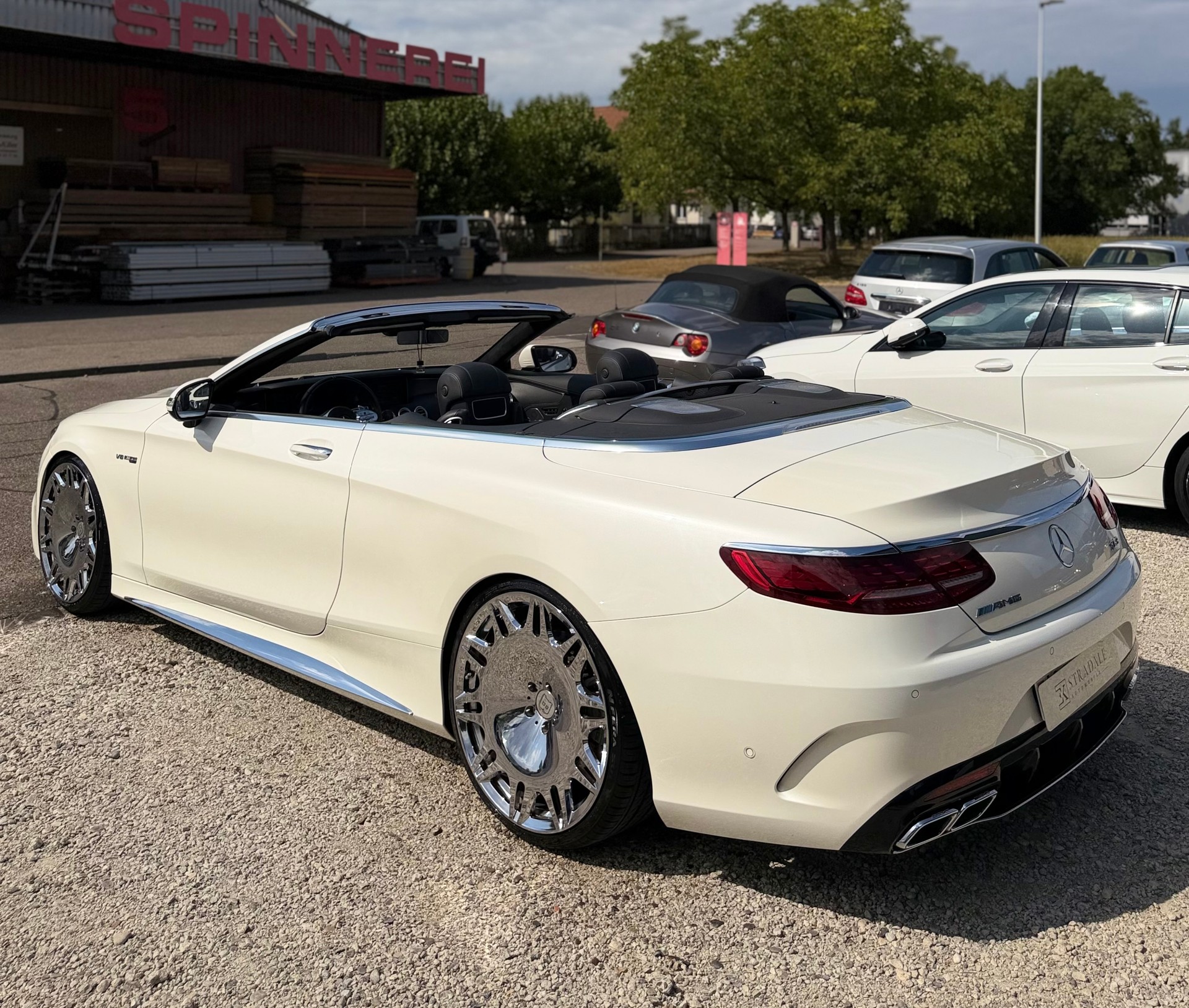 MERCEDES-BENZ S 63 AMG Cabriolet 4Matic Speedshift MCT **Facelift** **Designo diamantweiß ** Vollausstattung**-image-9