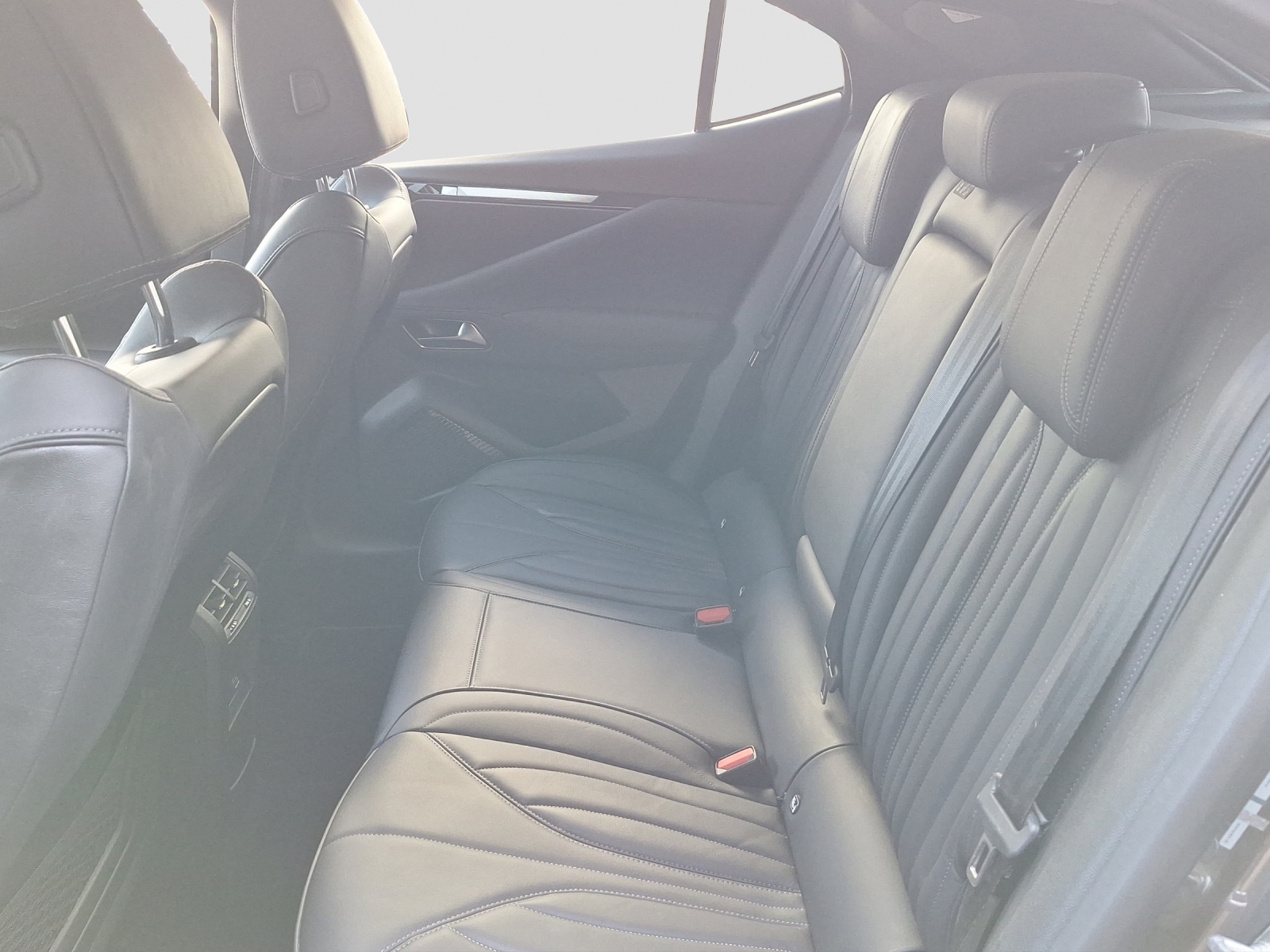 DS AUTOMOBILES 4 1.6 PureTech Rivoli-image-10
