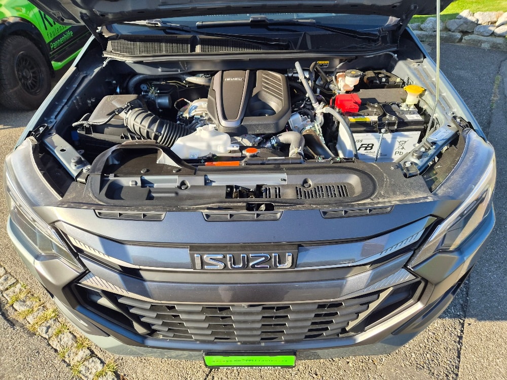 ISUZU D-MAX 2.2 CrewCab Nitro Sport 4x4 AT-image-20