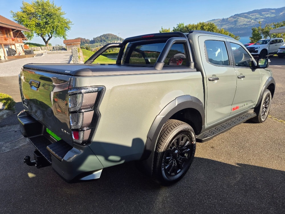 ISUZU D-MAX 2.2 CrewCab Nitro Sport 4x4 AT-image-18