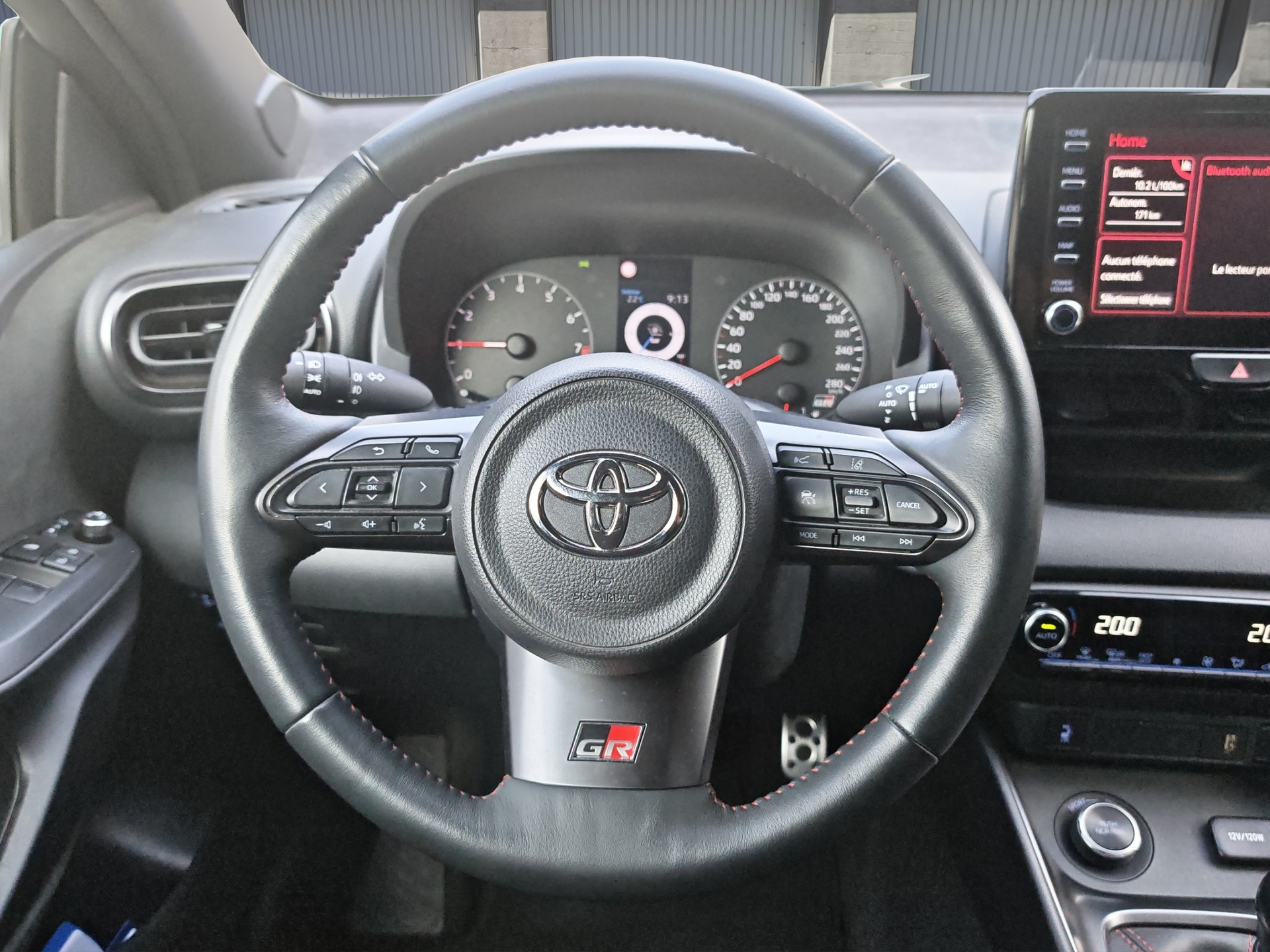 TOYOTA Yaris 1.6 GR Sport Pack Circuit-image-9