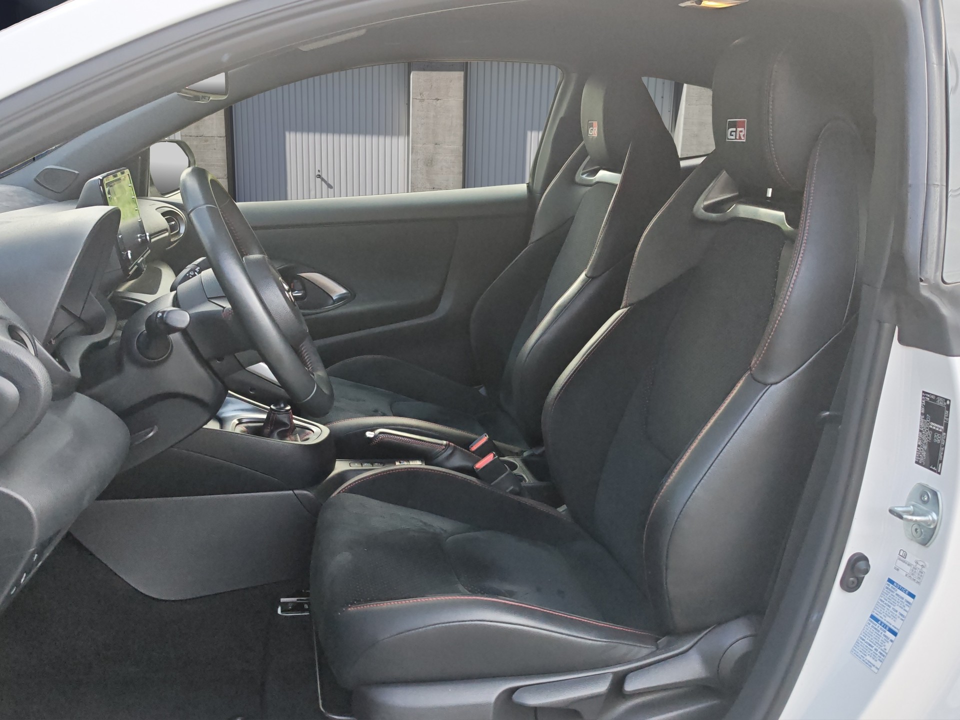 TOYOTA Yaris 1.6 GR Sport Pack Circuit-image-8