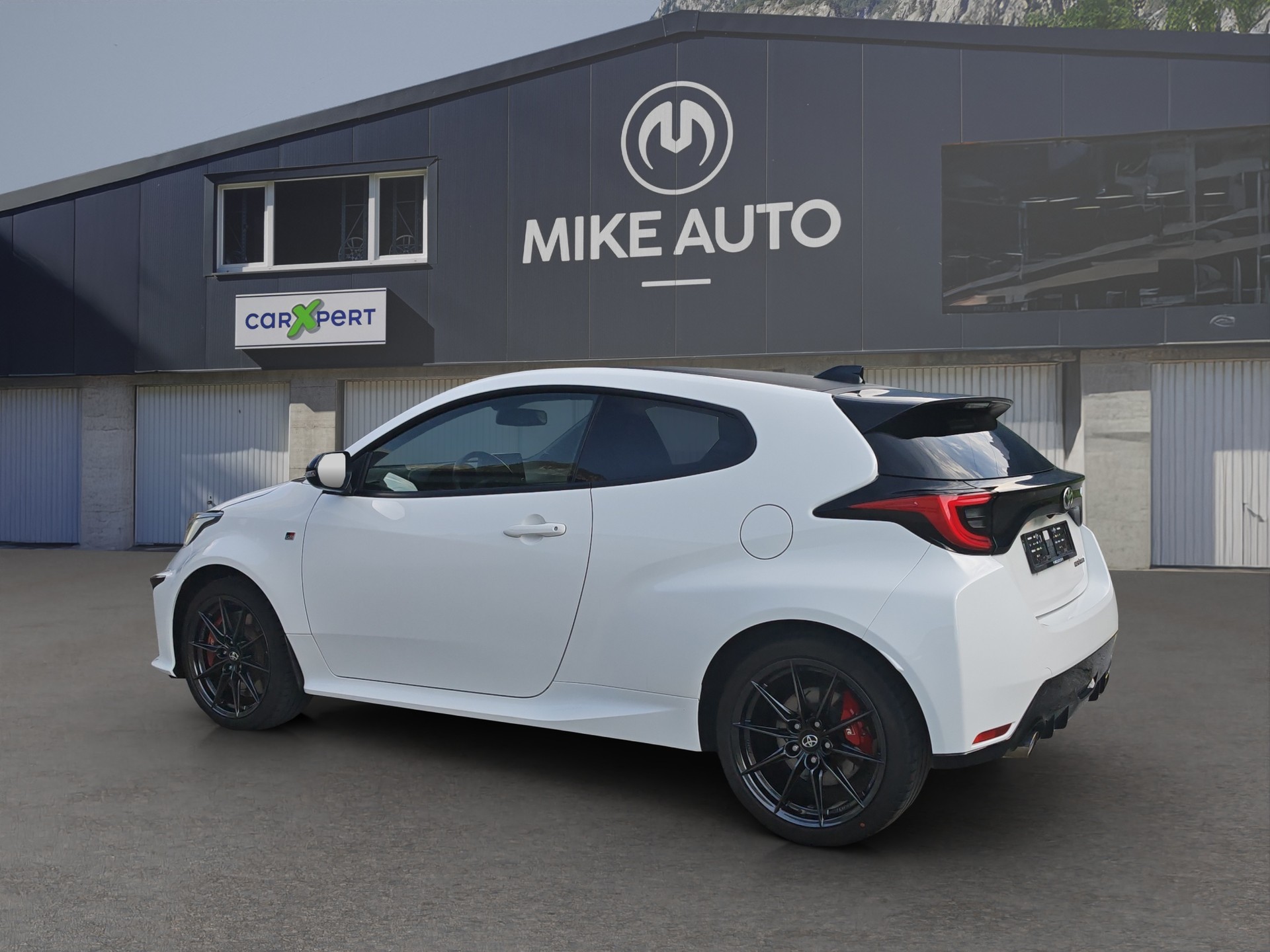 TOYOTA Yaris 1.6 GR Sport Pack Circuit-image-3