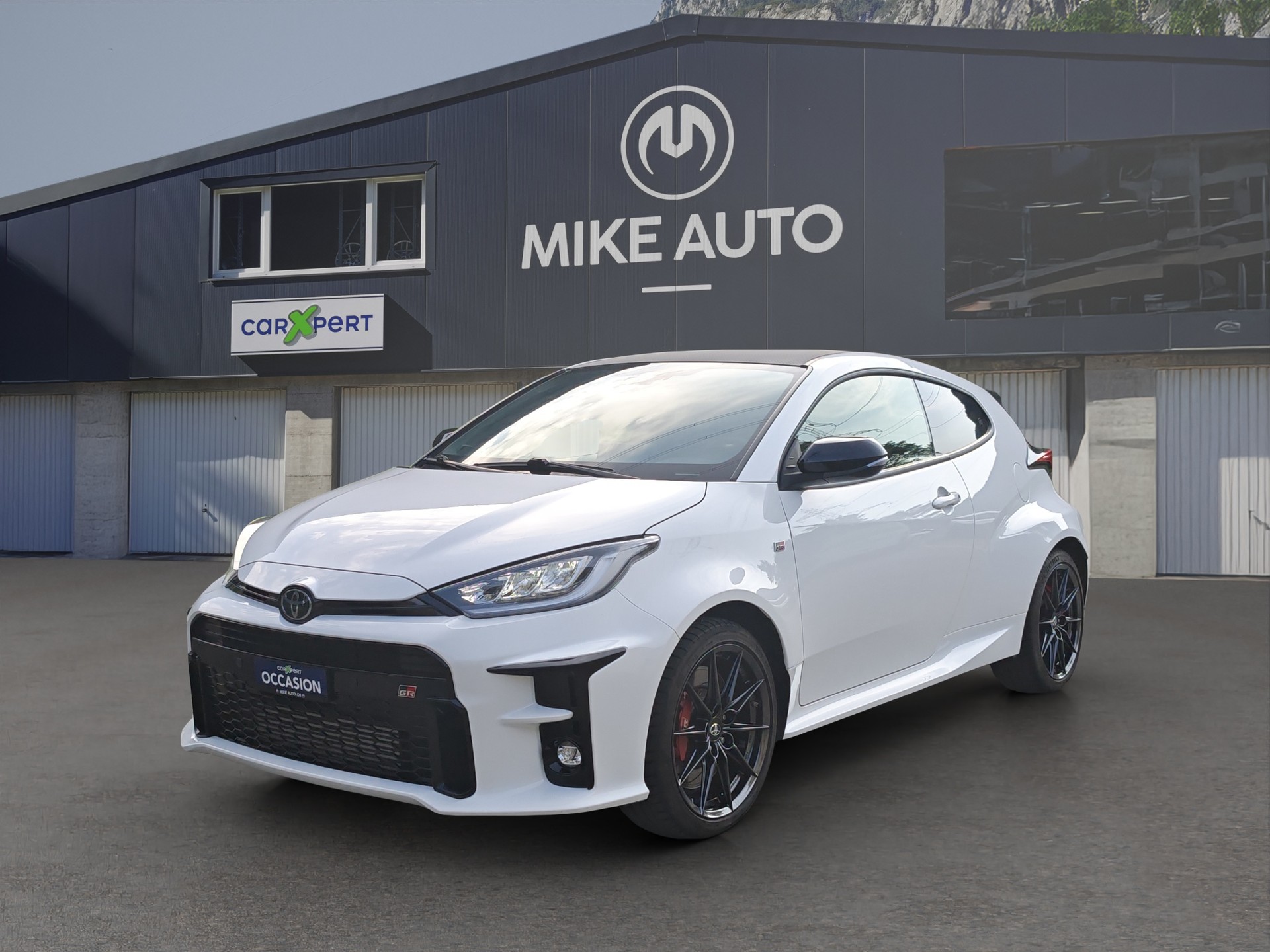 TOYOTA Yaris 1.6 GR Sport Pack Circuit-image-2