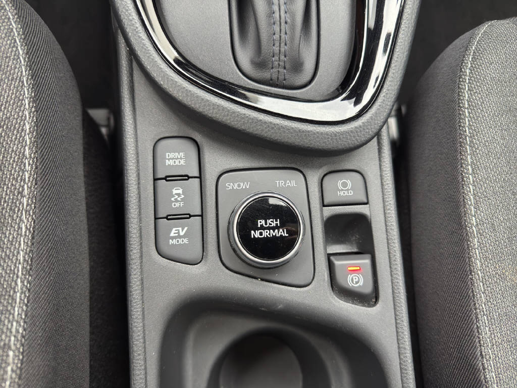 TOYOTA Yaris Cross 1.5 VVT-i HSD Trend AWD-i-image-13