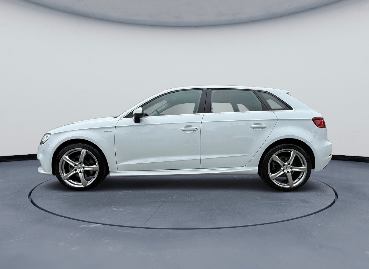 AUDI A3 Sportback 1.4 e-tron Sport S-tronic-image-7