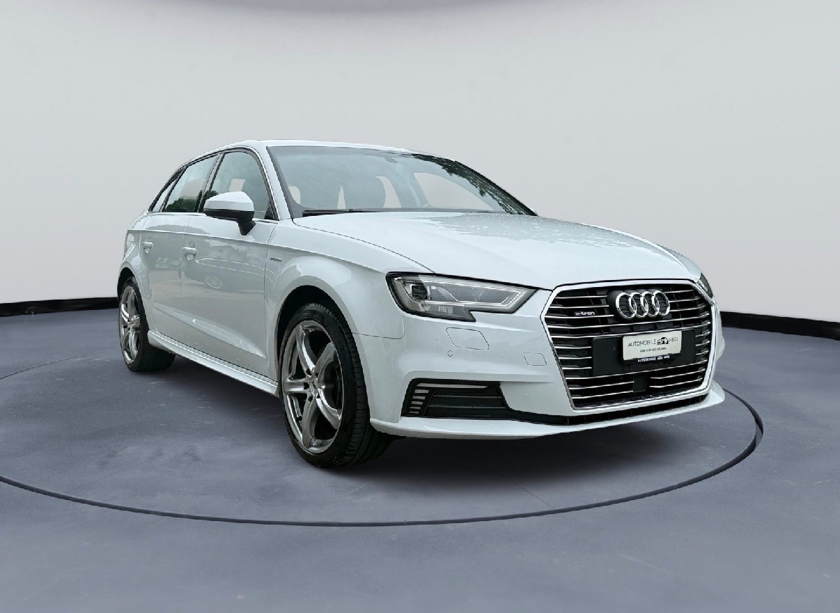AUDI A3 Sportback 1.4 e-tron Sport S-tronic-image-2