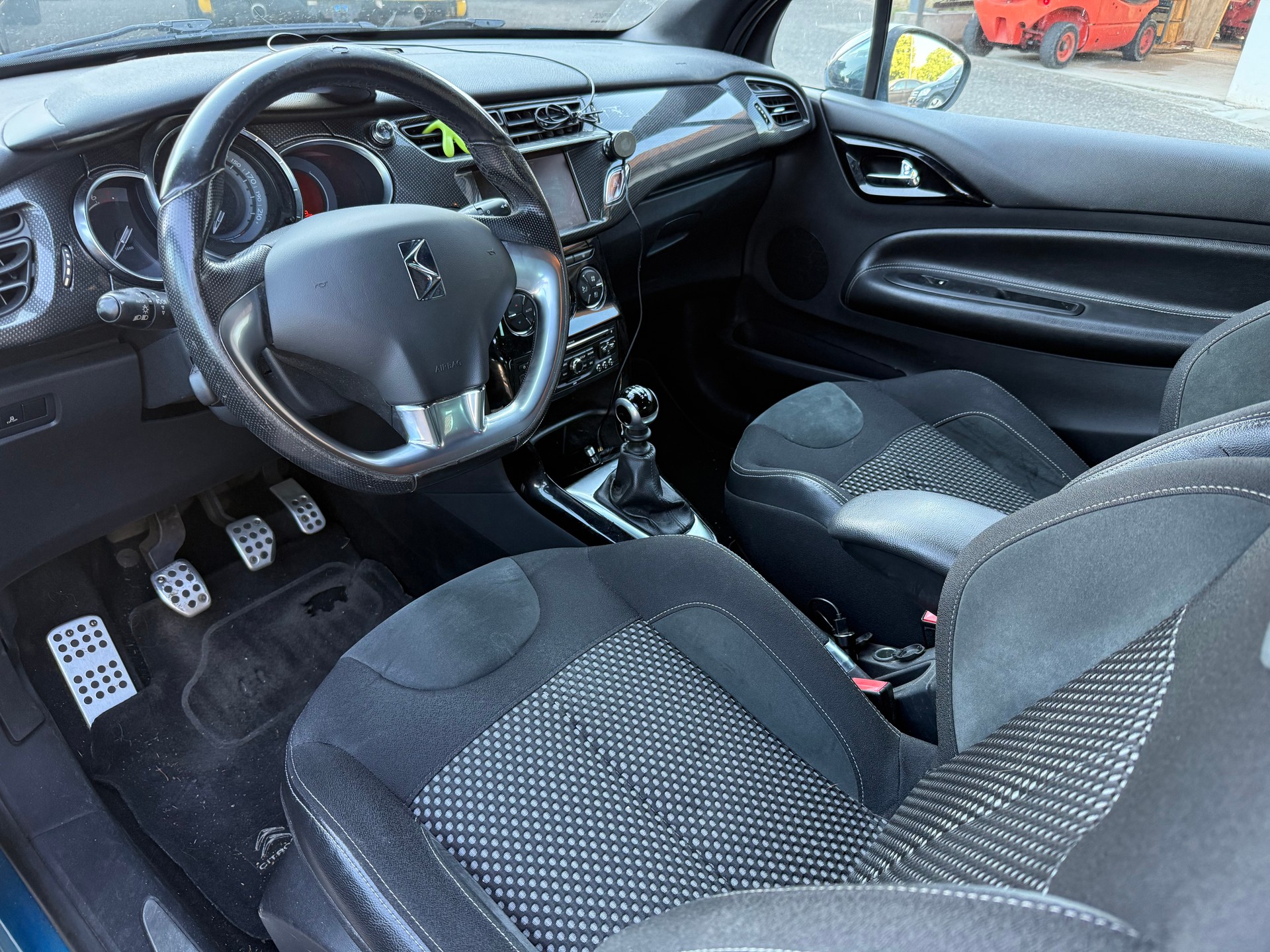 DS AUTOMOBILES DS3 1.6 THP Sport Chic-image-7