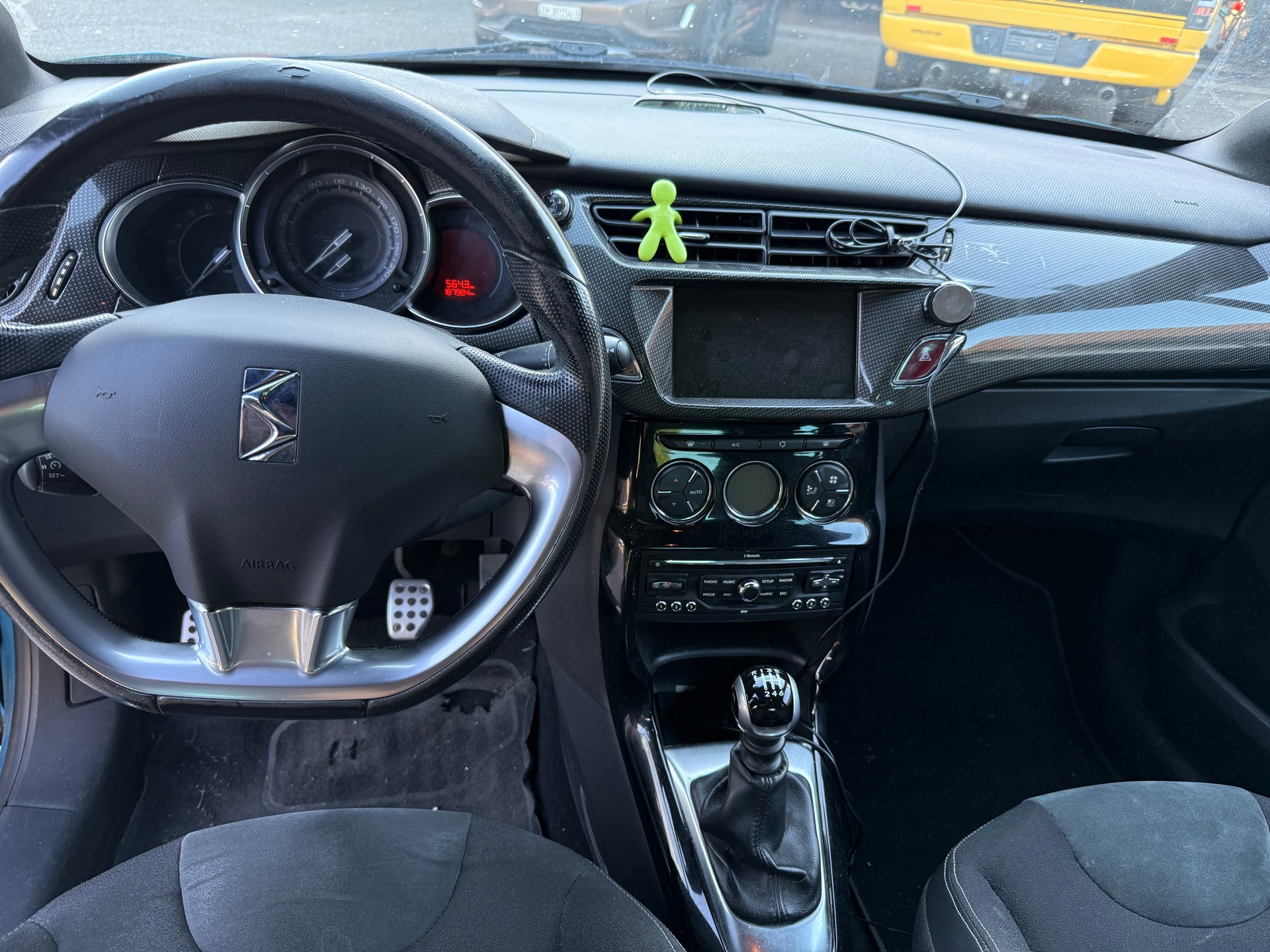 DS AUTOMOBILES DS3 1.6 THP Sport Chic-image-10