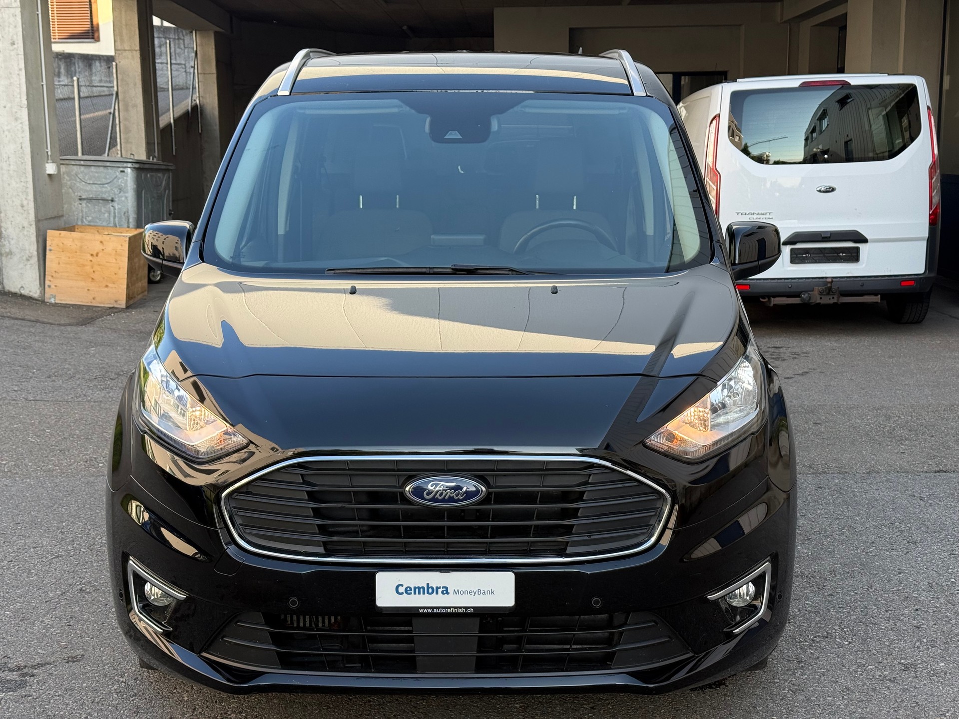 FORD Tourneo Connect 1.5 EcoBlue Titanium Automat-image-1
