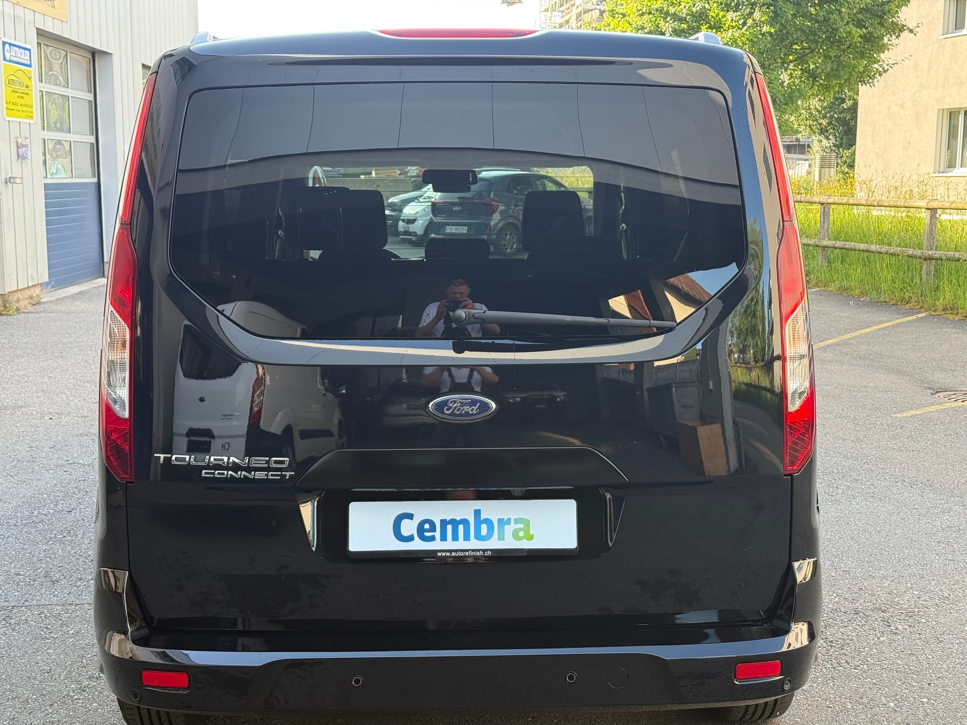 FORD Tourneo Connect 1.5 EcoBlue Titanium Automat-image-5