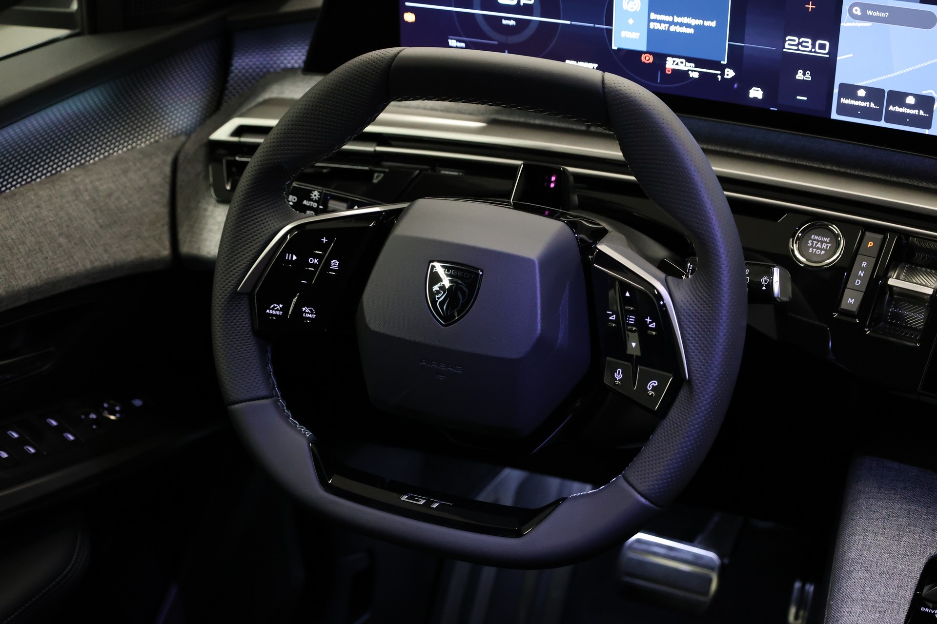 PEUGEOT 5008 1.2 Hybrid GT-image-24