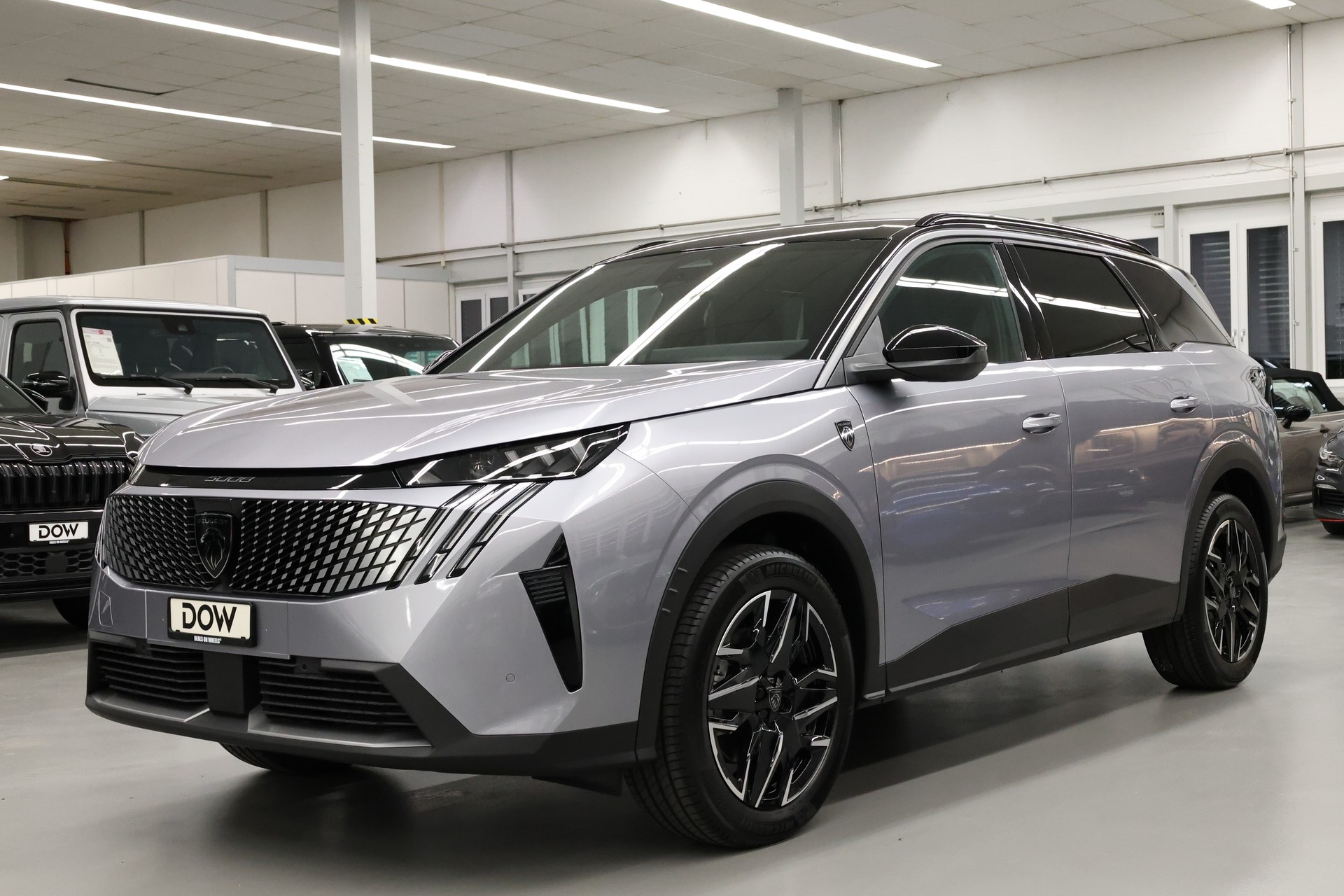 PEUGEOT 5008 1.2 Hybrid GT-image-2