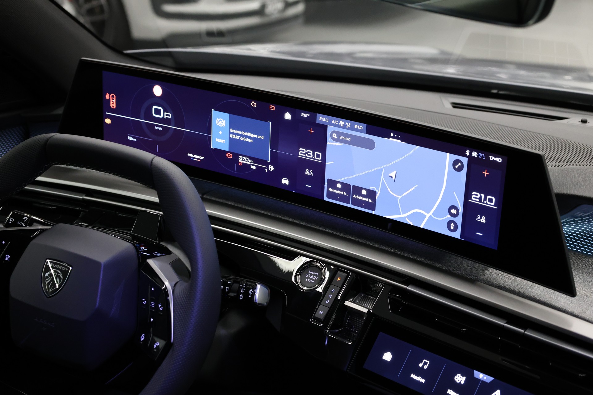 PEUGEOT 5008 1.2 Hybrid GT-image-23