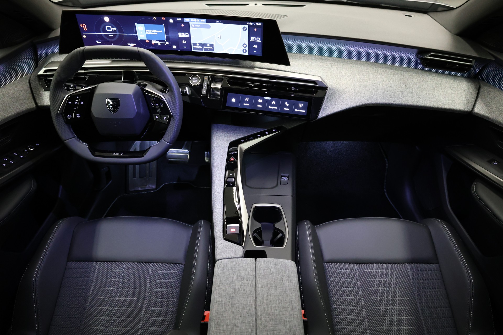 PEUGEOT 5008 1.2 Hybrid GT-image-17