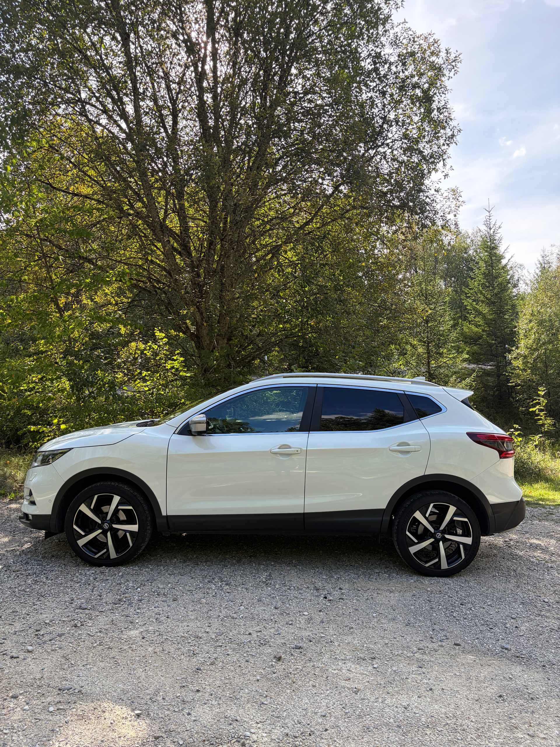 NISSAN 1.3 DIG-T 160 Tekna+-image-1