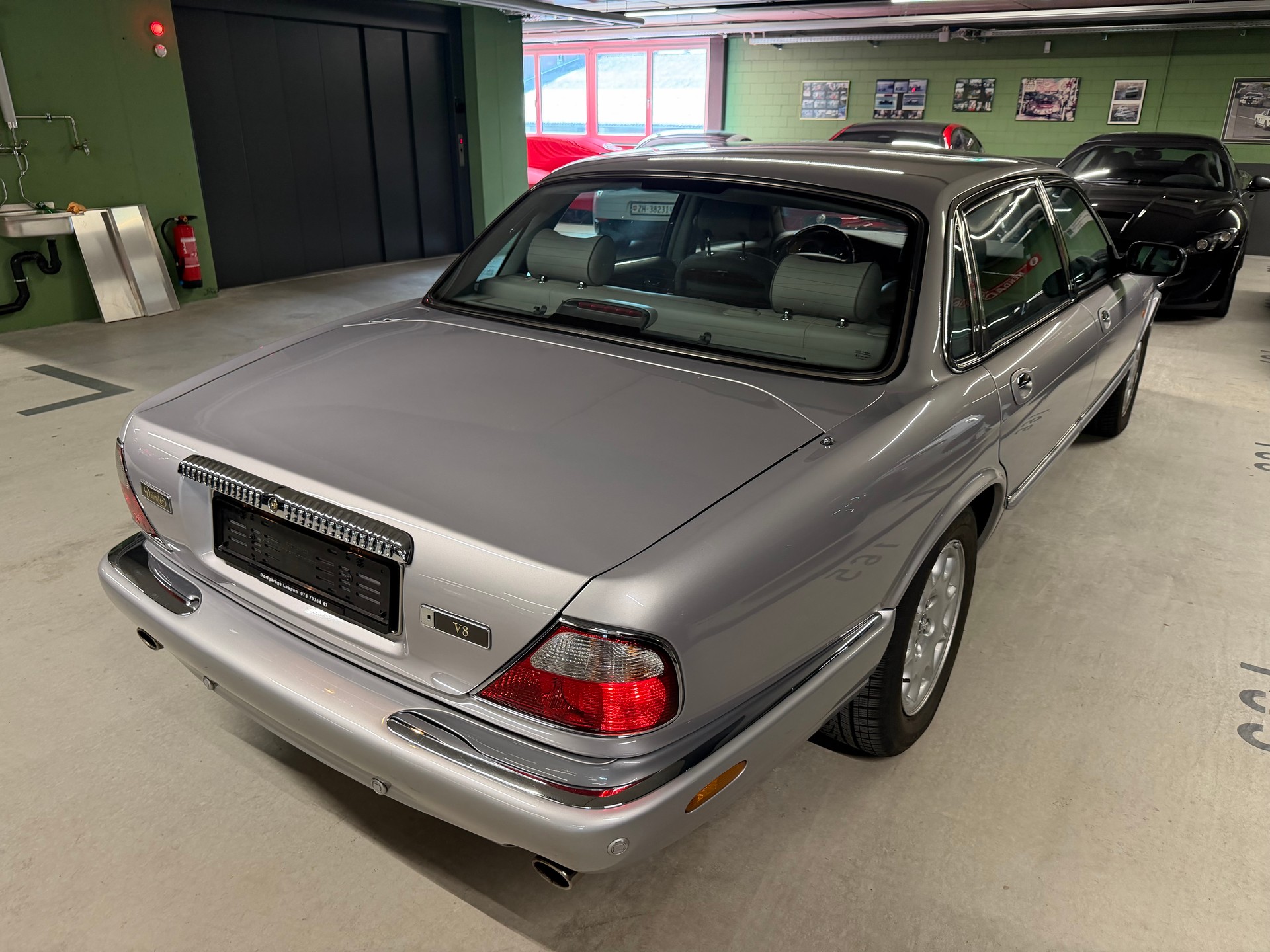 DAIMLER Jaguar Daimler 4,0 V8 X308-image-3