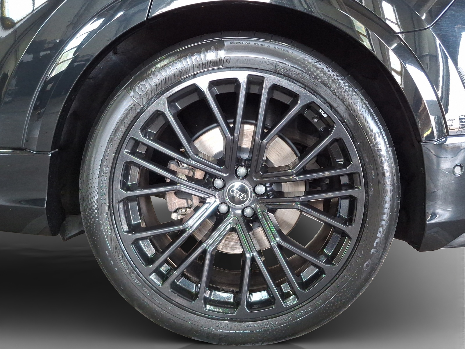 AUDI Q8 SUV 45 TDI quattro tiptronic-image-13