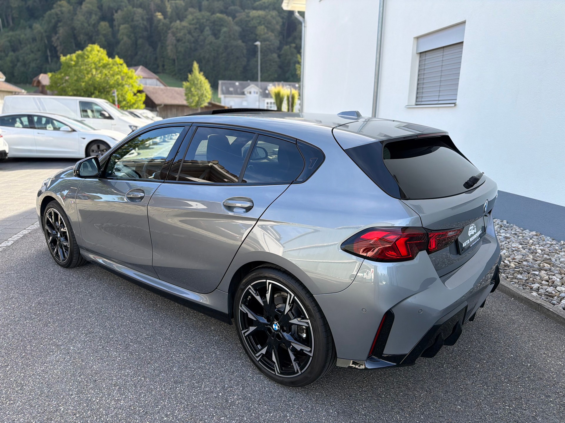 BMW 118d M Sport Pro Steptronic-image-13