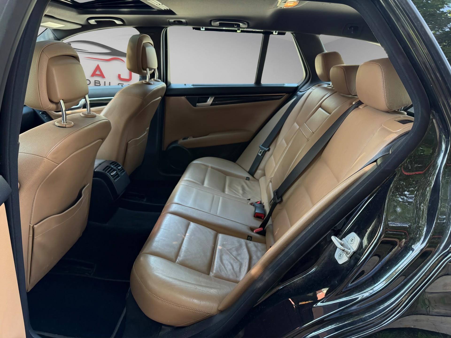 MERCEDES-BENZ C 250 CDI Blue Efficiency 4Matic 7G-Tronic-image-13