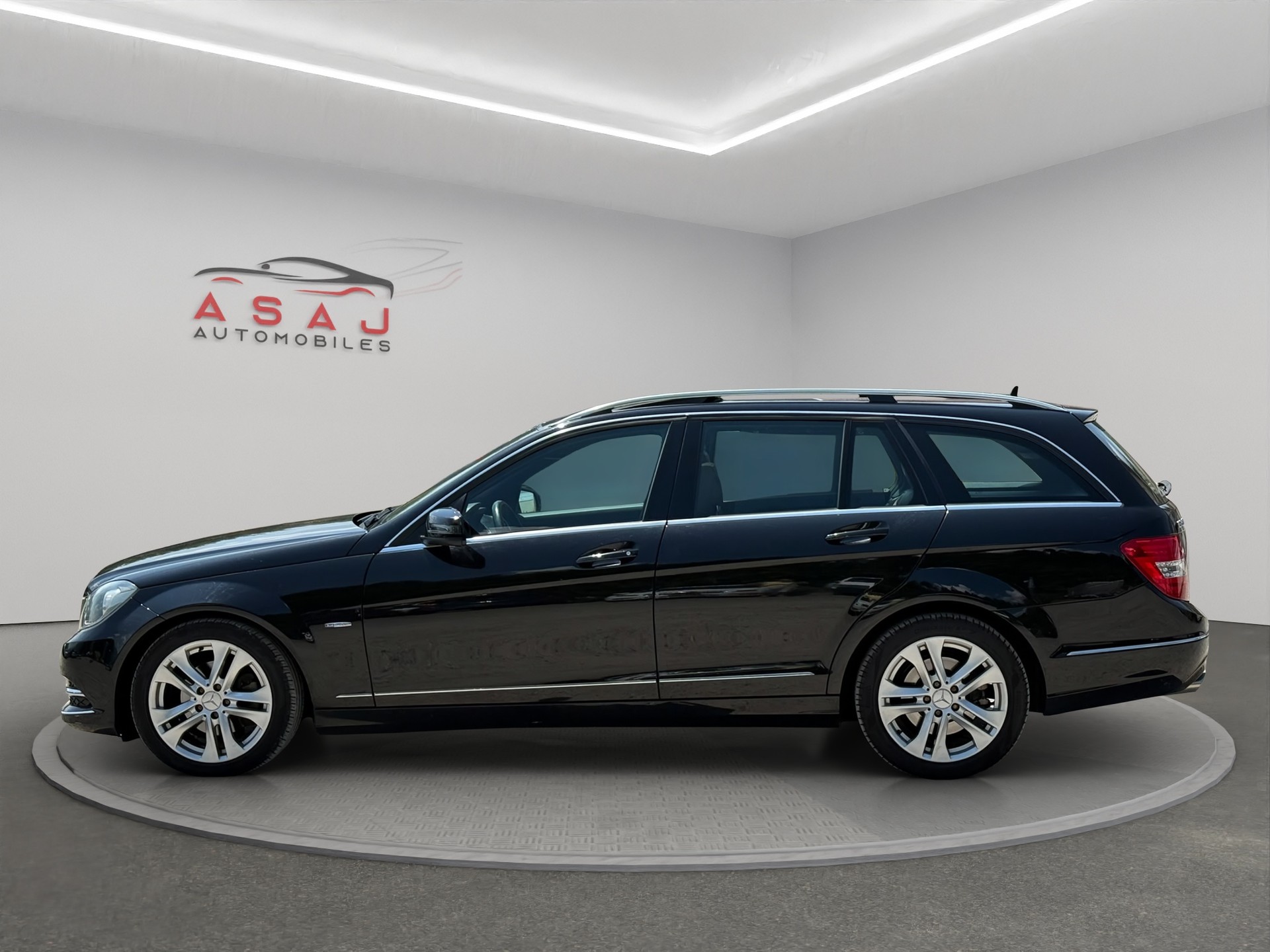 MERCEDES-BENZ C 250 CDI Blue Efficiency 4Matic 7G-Tronic-image-3