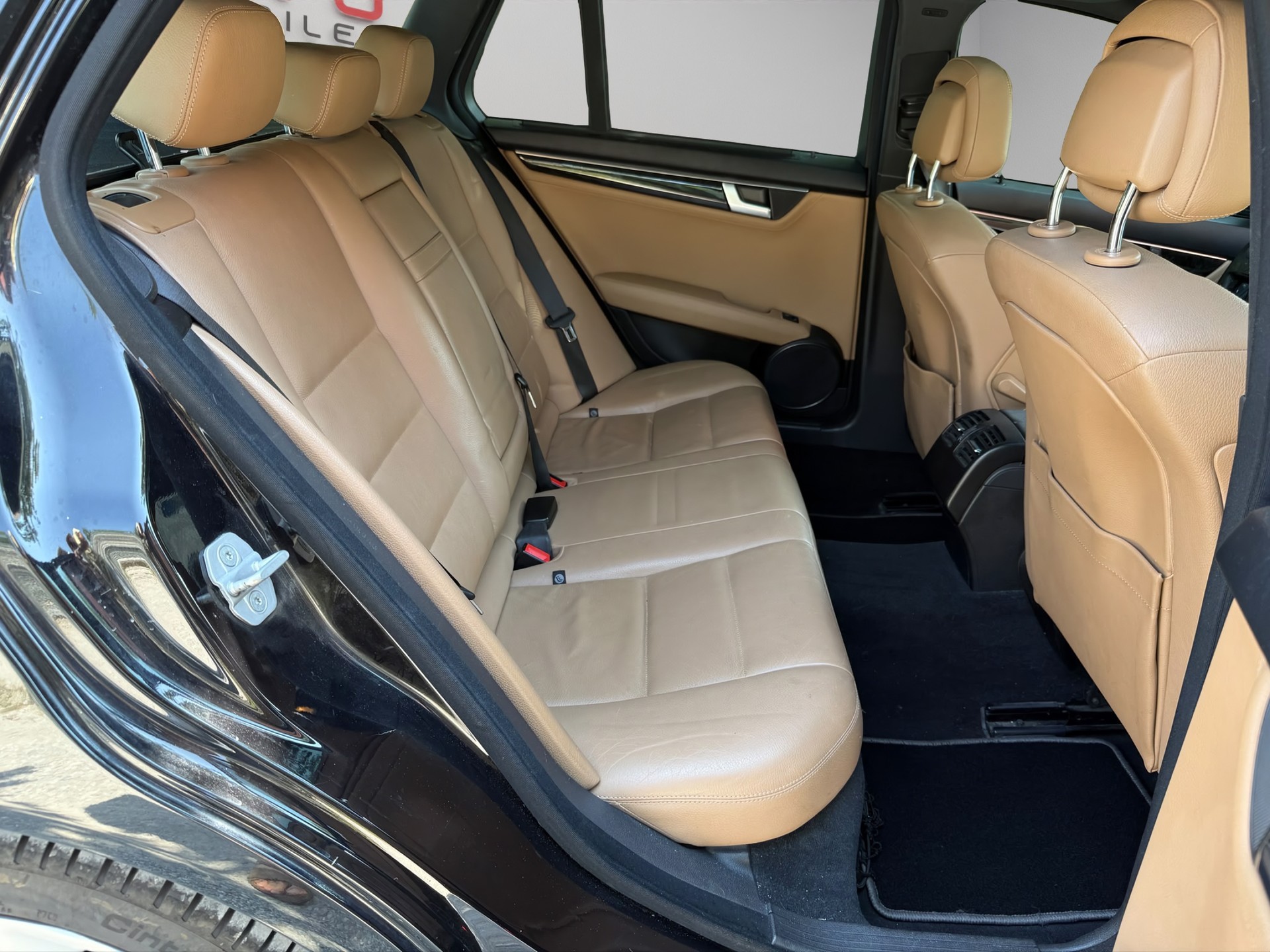 MERCEDES-BENZ C 250 CDI Blue Efficiency 4Matic 7G-Tronic-image-14