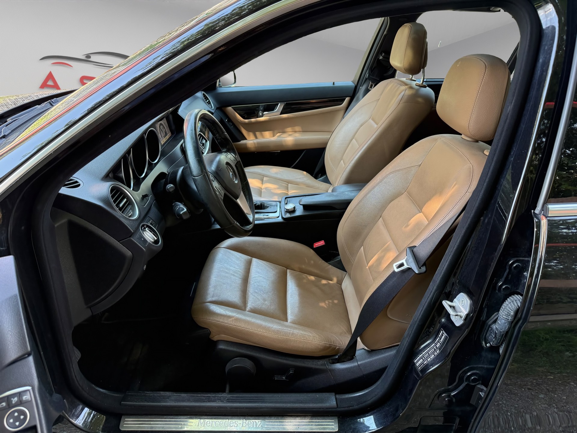 MERCEDES-BENZ C 250 CDI Blue Efficiency 4Matic 7G-Tronic-image-11
