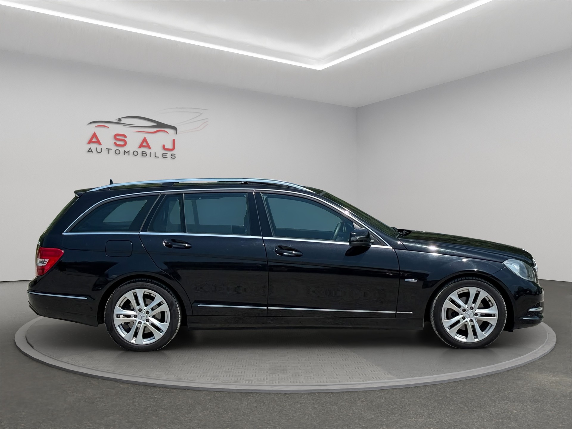 MERCEDES-BENZ C 250 CDI Blue Efficiency 4Matic 7G-Tronic-image-7
