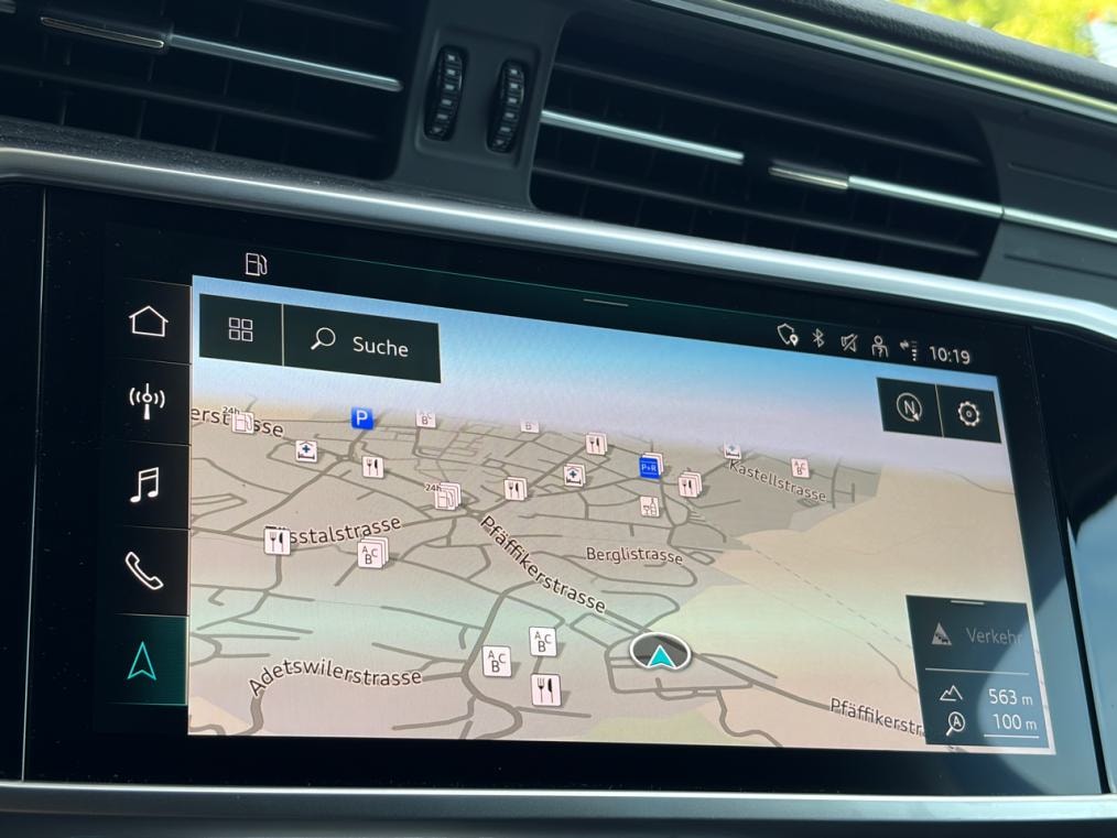 AUDI A6 Avant 40 TDi-image-5